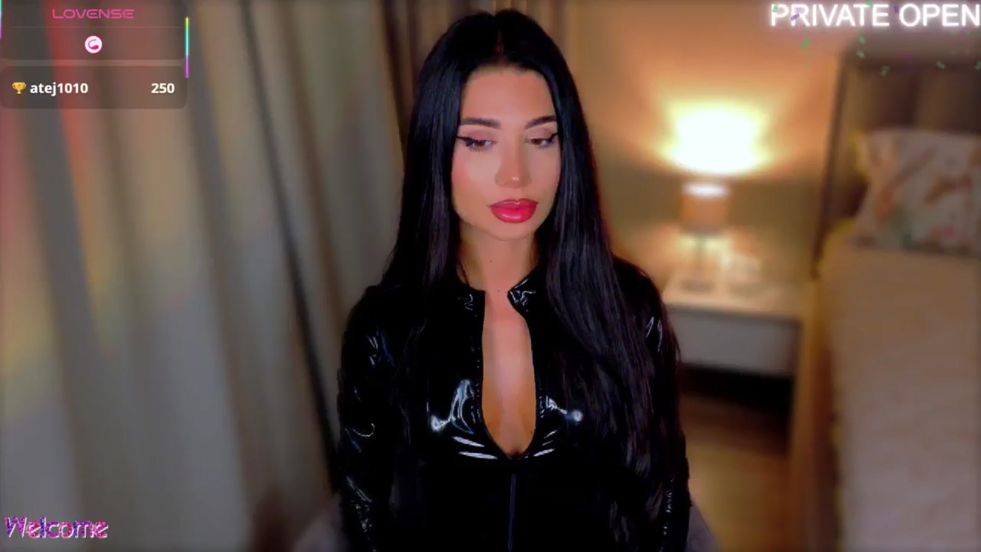 Gallery image thumbnail from ANNYAx's myfreecams stream on, 04/22/2026, 17:33 image 10 of 20