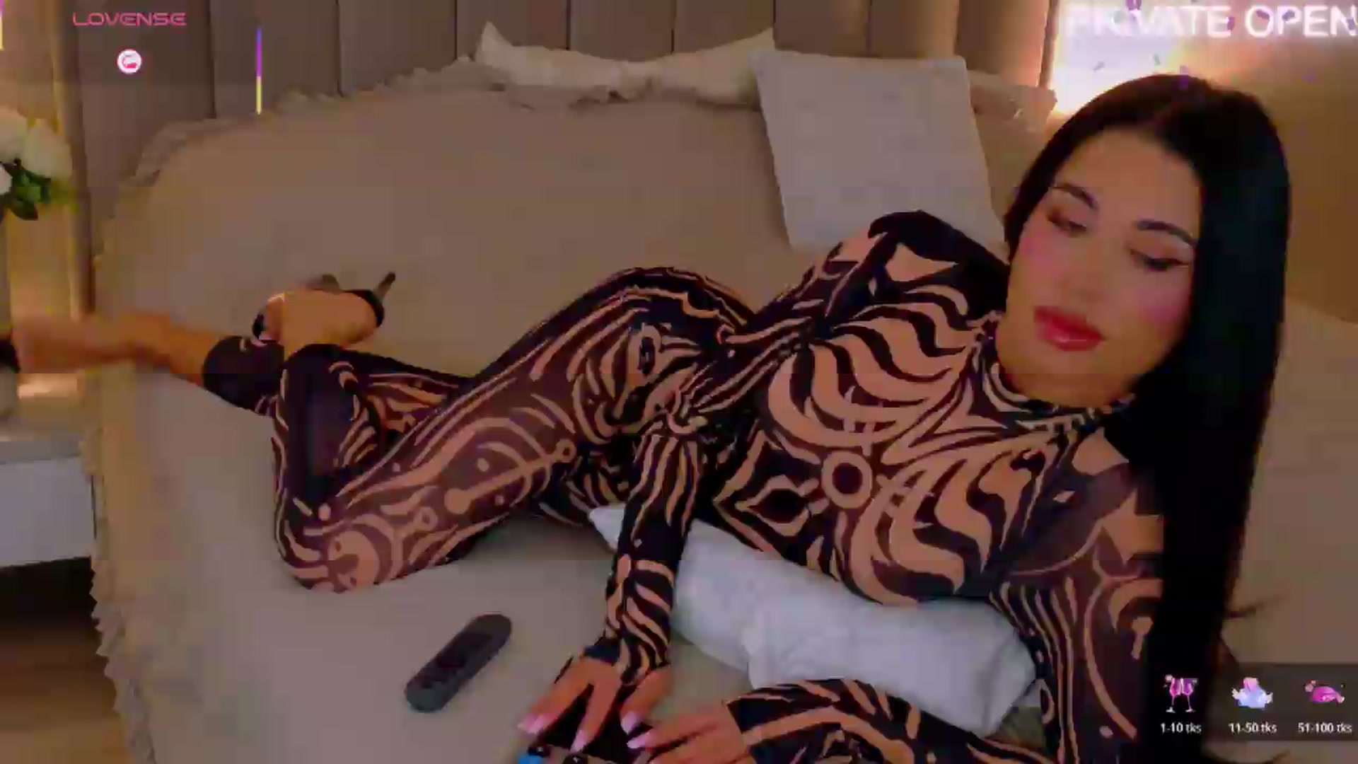 Gallery image thumbnail from ANNYAx's myfreecams stream on, 05/14/2026, 14:57 image 2 of 20