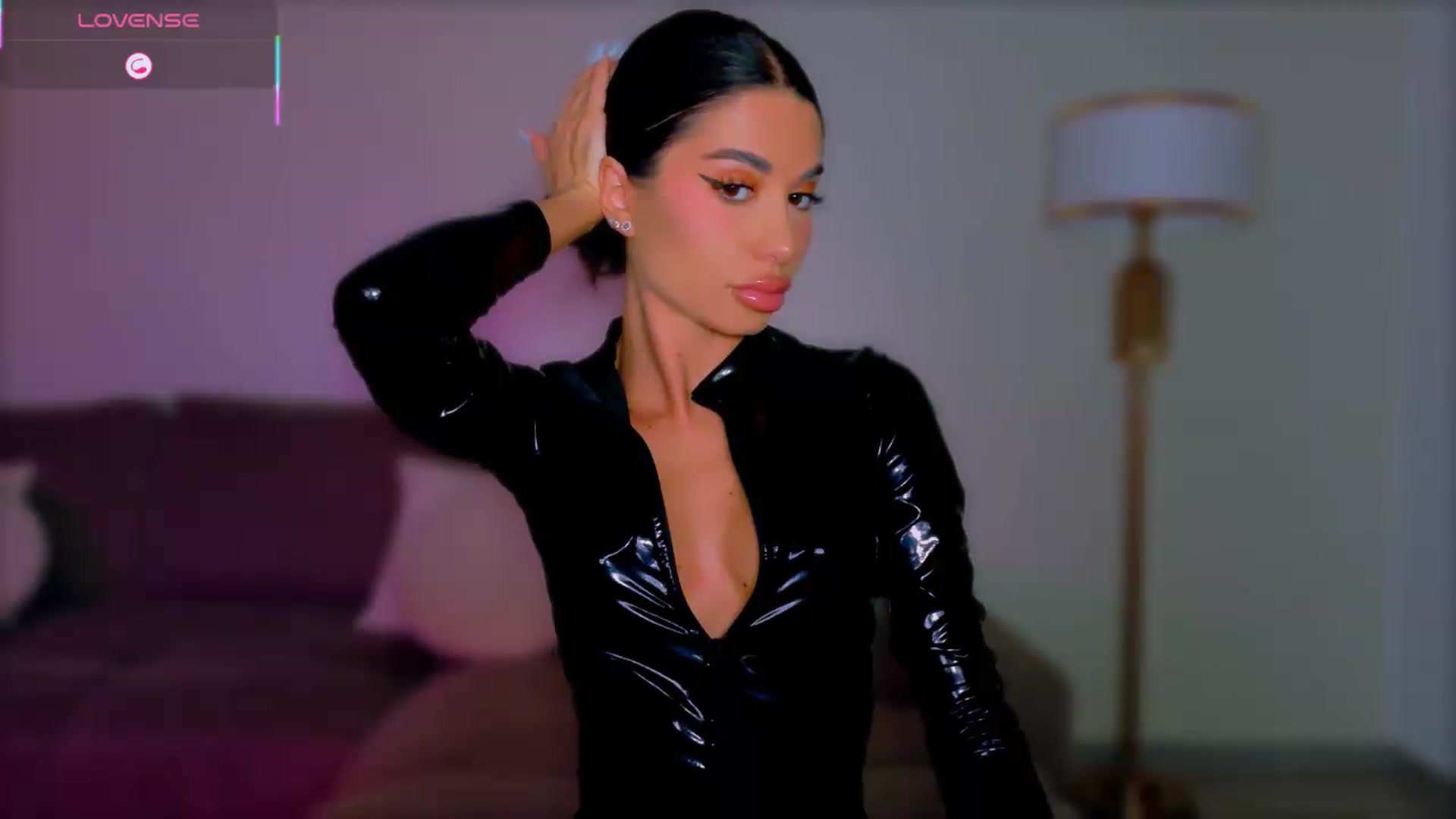 Gallery image thumbnail from ANNYAx's myfreecams stream on, 06/08/2026, 10:52 image 2 of 20
