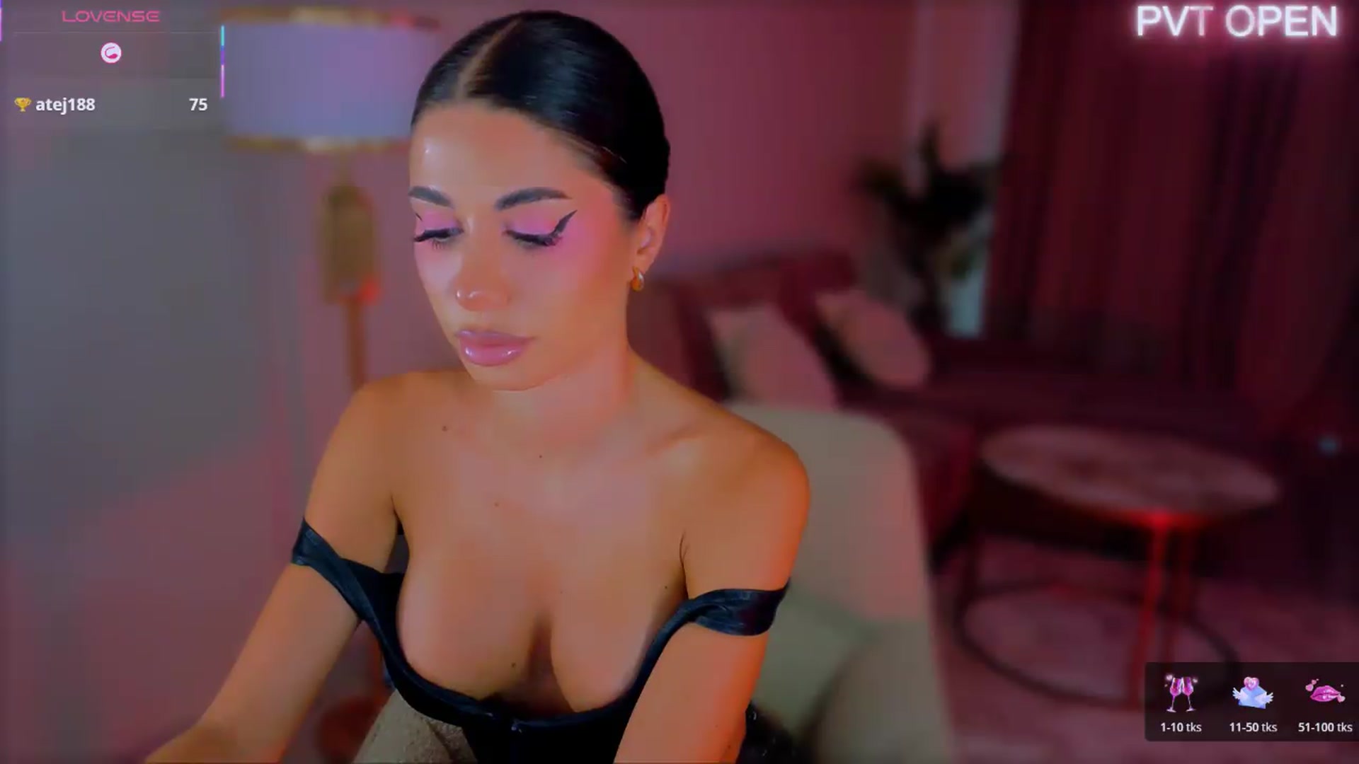 Gallery image thumbnail from ANNYAx's myfreecams stream on, 07/17/2026, 16:06 image 3 of 20