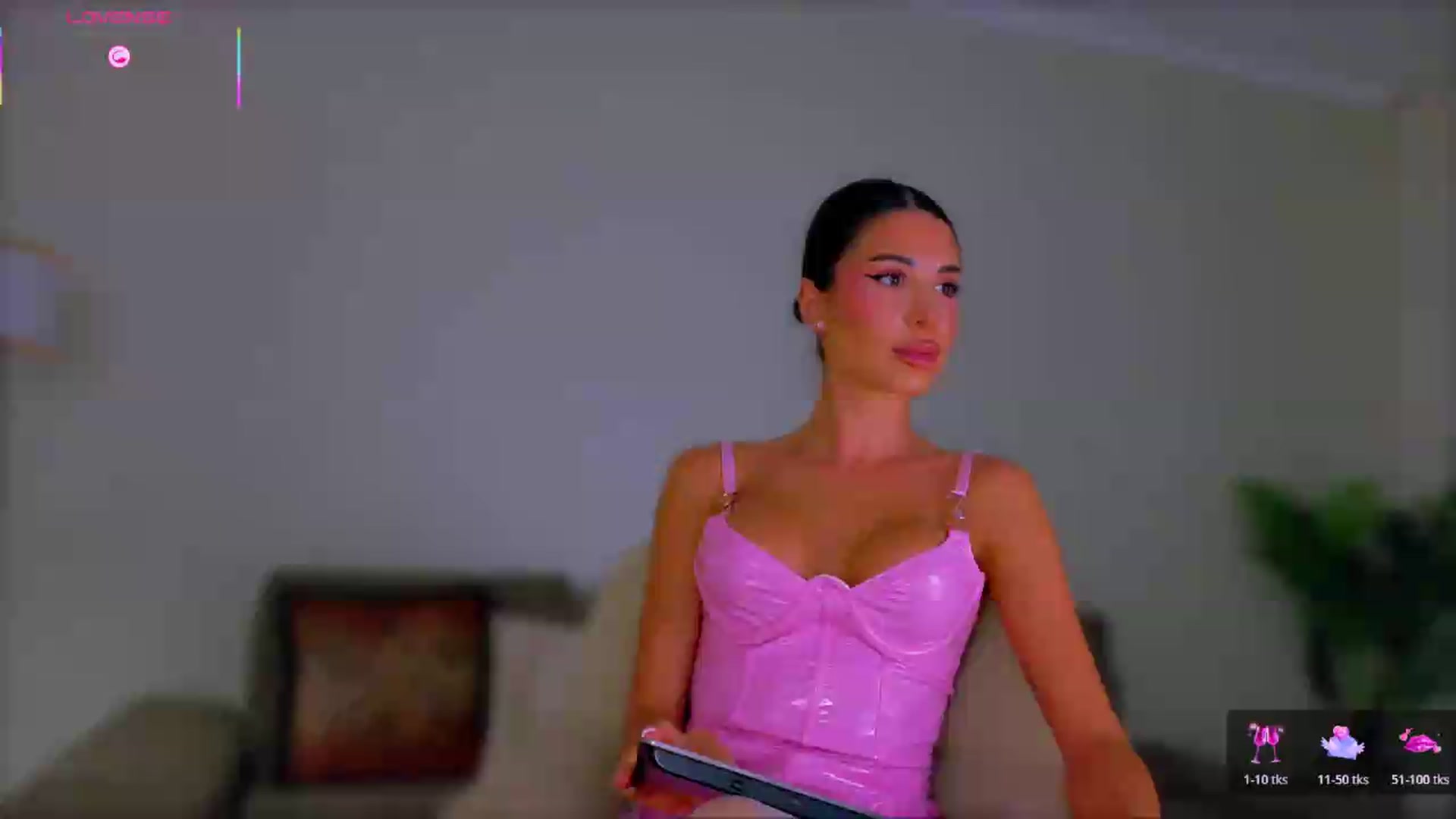 Gallery image thumbnail from ANNYAx's myfreecams stream on, 08/27/2026, 17:08 image 13 of 20