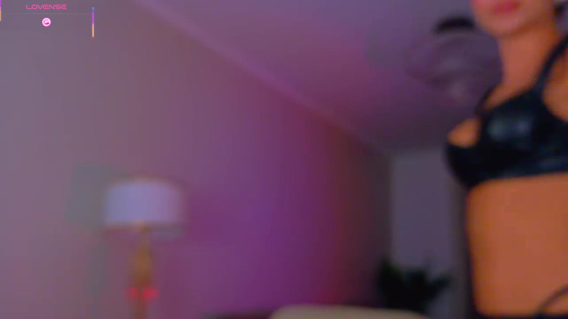 Gallery image thumbnail from ANNYAx's myfreecams stream on, 09/10/2026, 17:10 image 6 of 20