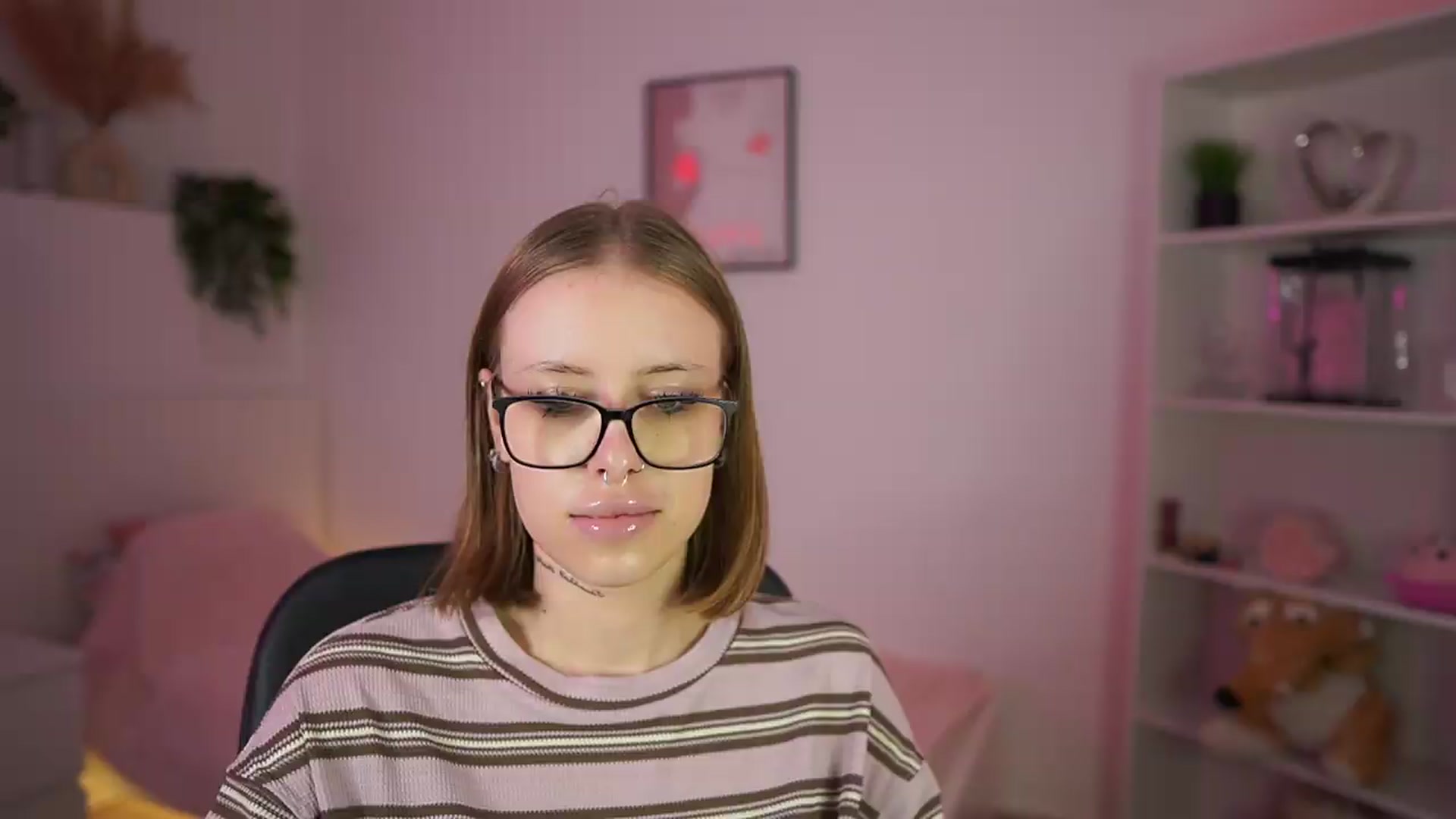Gallery image thumbnail from ANastasiaTkachenko's myfreecams stream on, 09/20/2026, 16:07 image 2 of 20