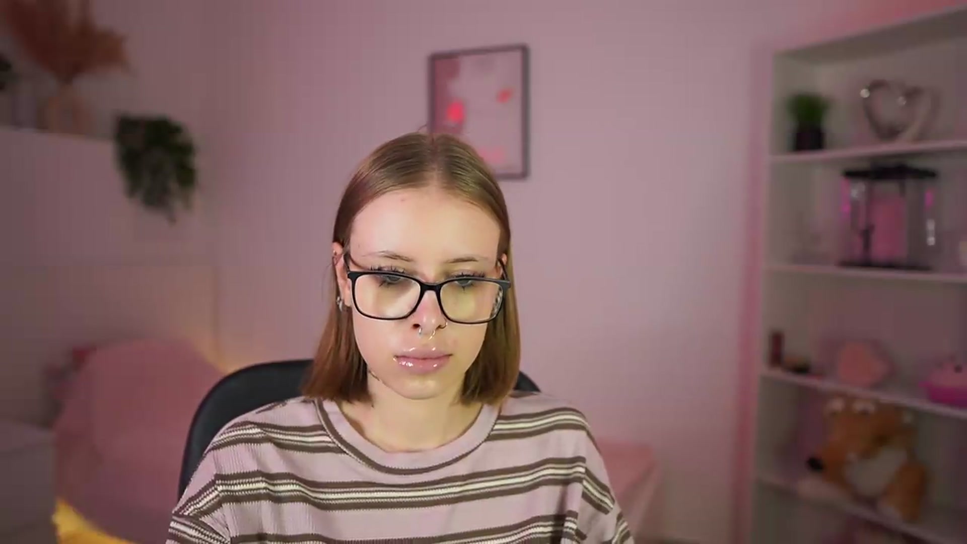 Gallery image thumbnail from ANastasiaTkachenko's myfreecams stream on, 09/20/2026, 16:07 image 5 of 20