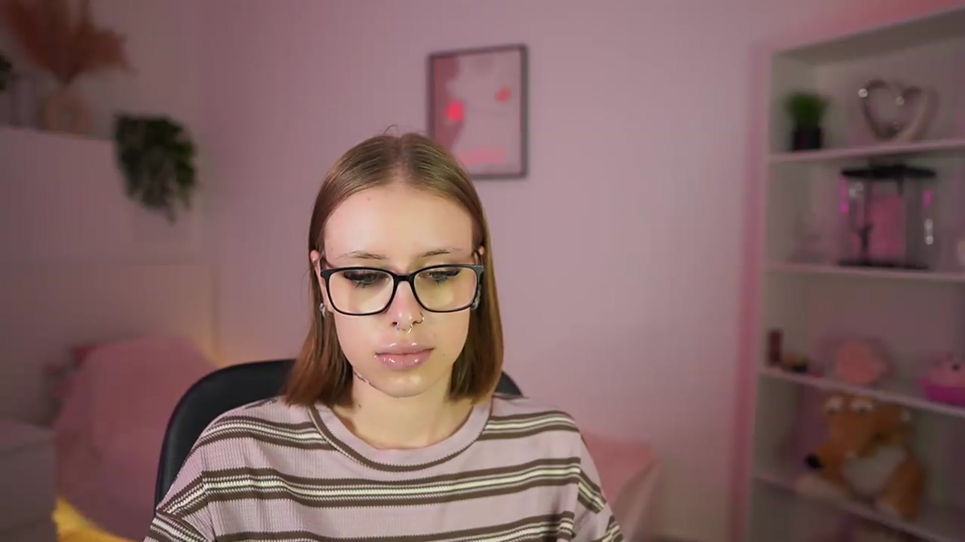 Gallery image thumbnail from ANastasiaTkachenko's myfreecams stream on, 09/20/2026, 16:07 image 7 of 20
