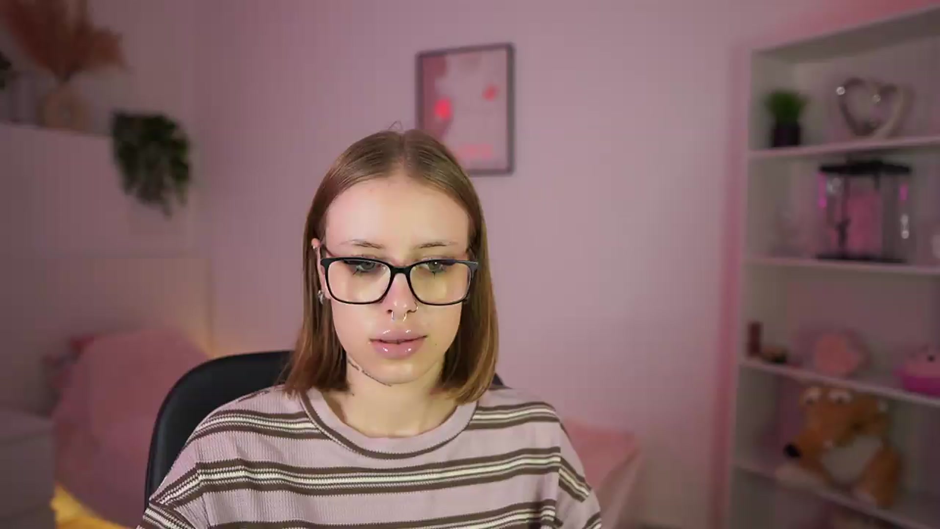 Gallery image thumbnail from ANastasiaTkachenko's myfreecams stream on, 09/20/2026, 16:07 image 3 of 20
