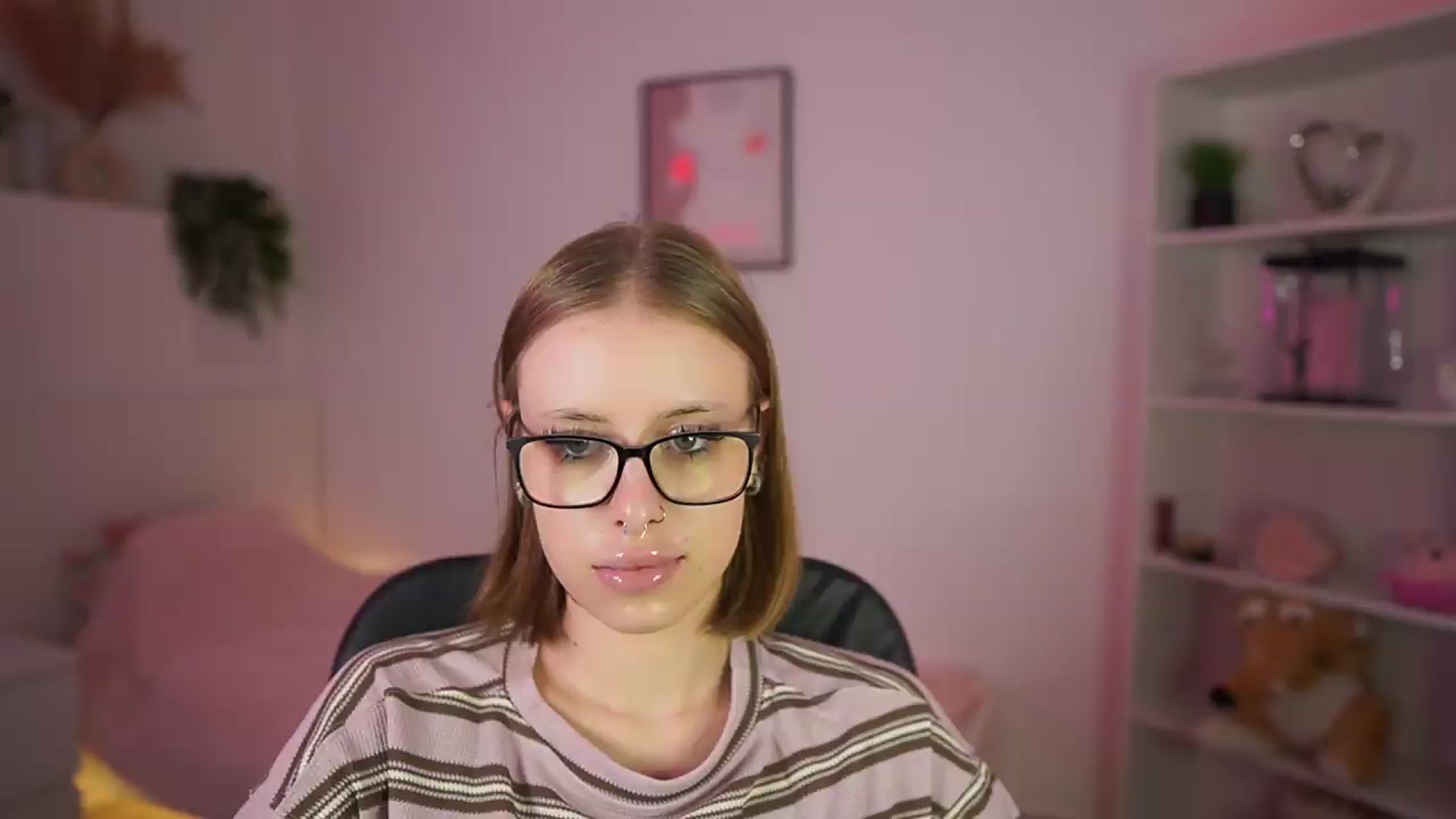 Gallery image thumbnail from ANastasiaTkachenko's myfreecams stream on, 09/20/2026, 18:09 image 1 of 20