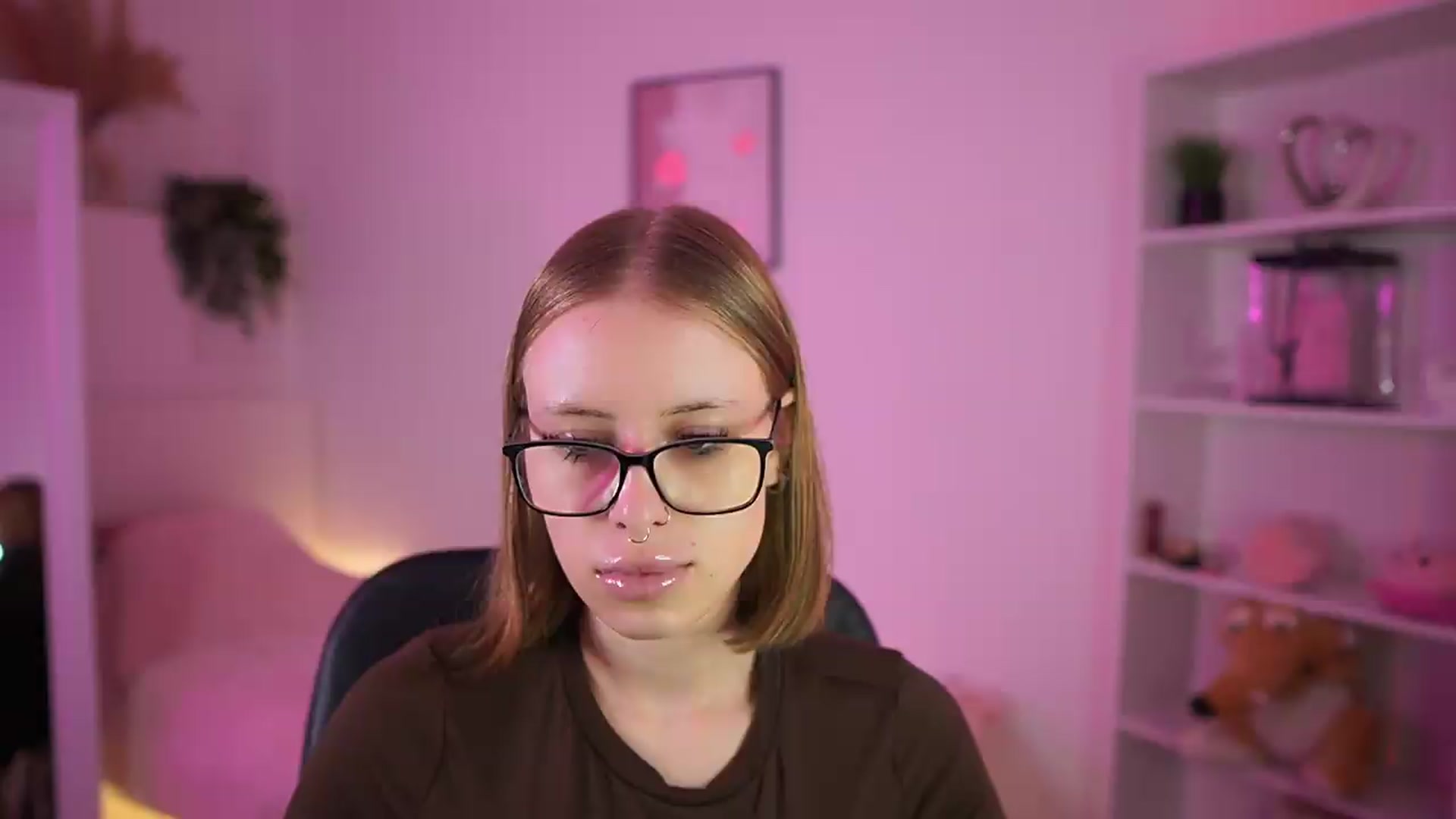 Gallery image thumbnail from ANastasiaTkachenko's myfreecams stream on, 09/21/2026, 20:52 image 2 of 20