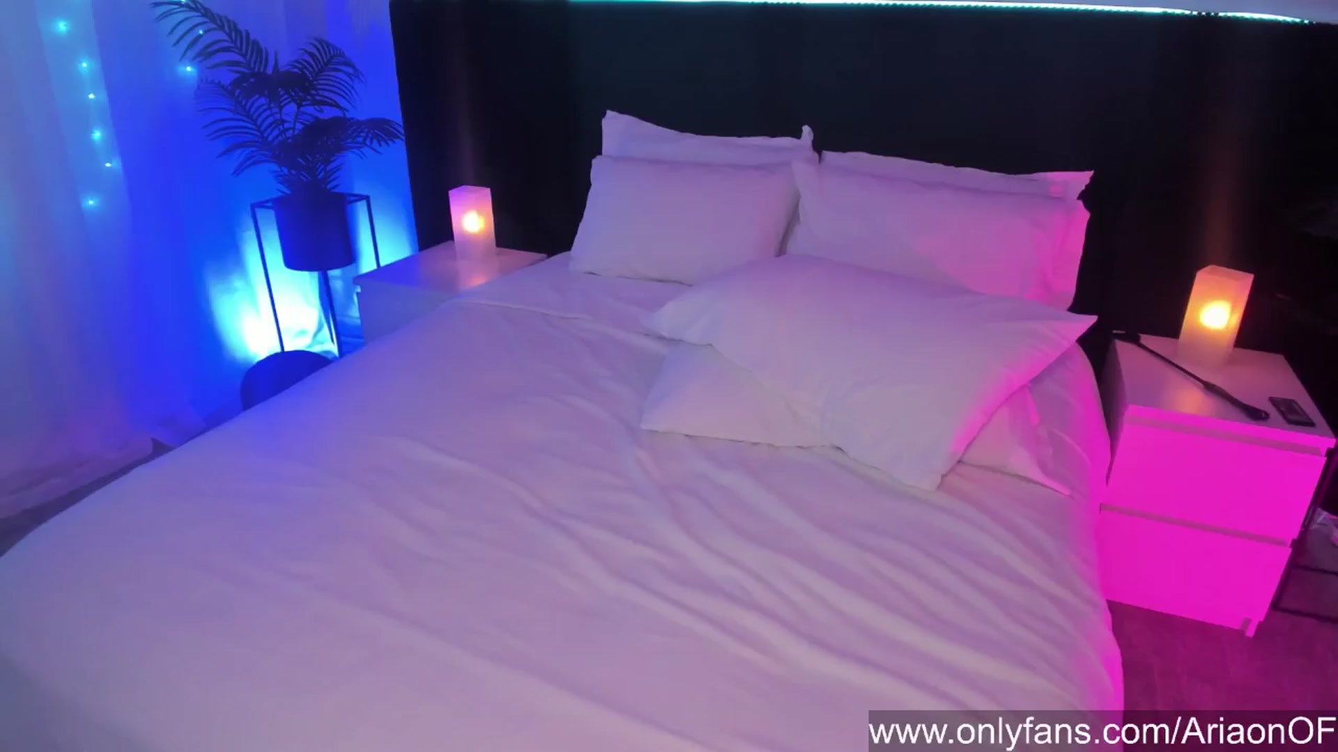 Gallery image thumbnail from ARIAllure's myfreecams stream on, 01/19/2025, 02:15 image 5 of 20