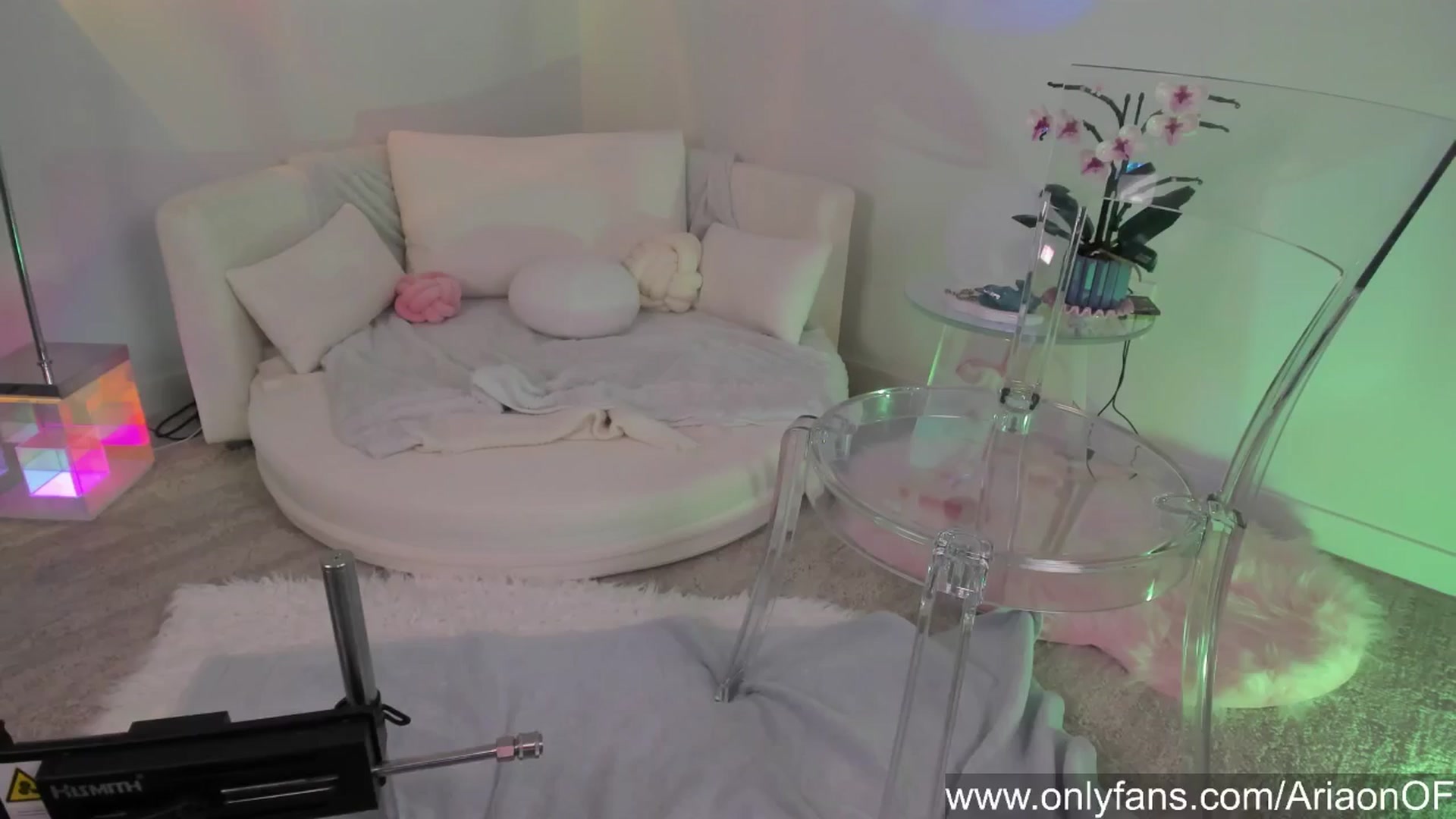 Gallery image thumbnail from ARIAllure's myfreecams stream on, 02/01/2025, 04:31 image 11 of 20