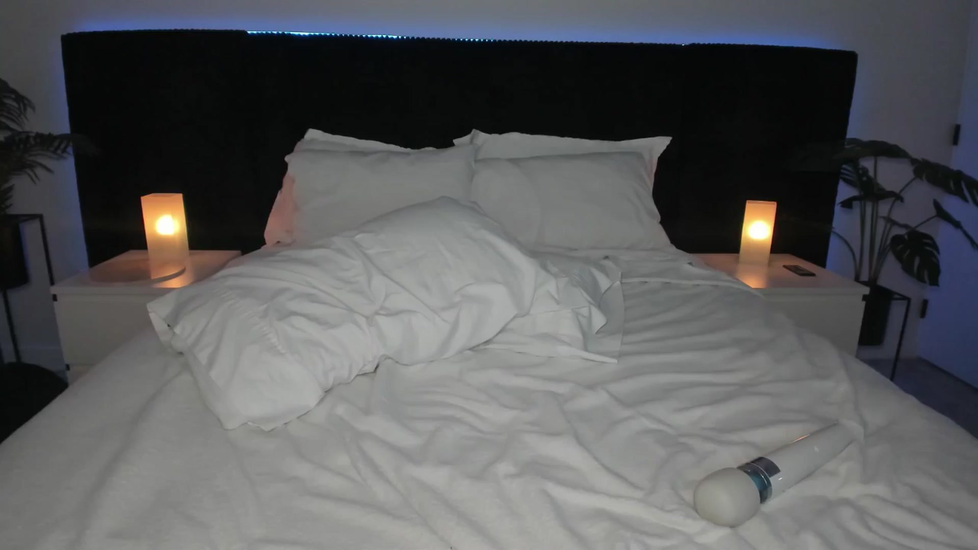 Gallery image thumbnail from ARIAllure's myfreecams stream on, 02/05/2025, 04:43 image 15 of 20