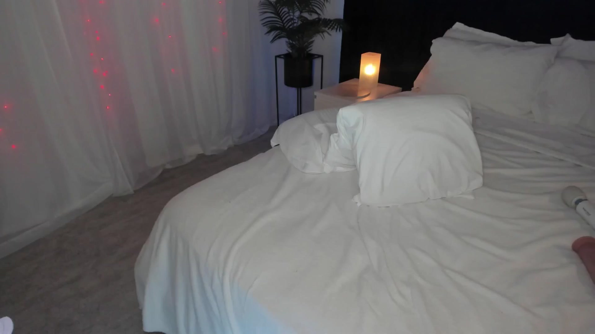 Gallery image thumbnail from ARIAllure's myfreecams stream on, 02/05/2025, 04:43 image 19 of 20