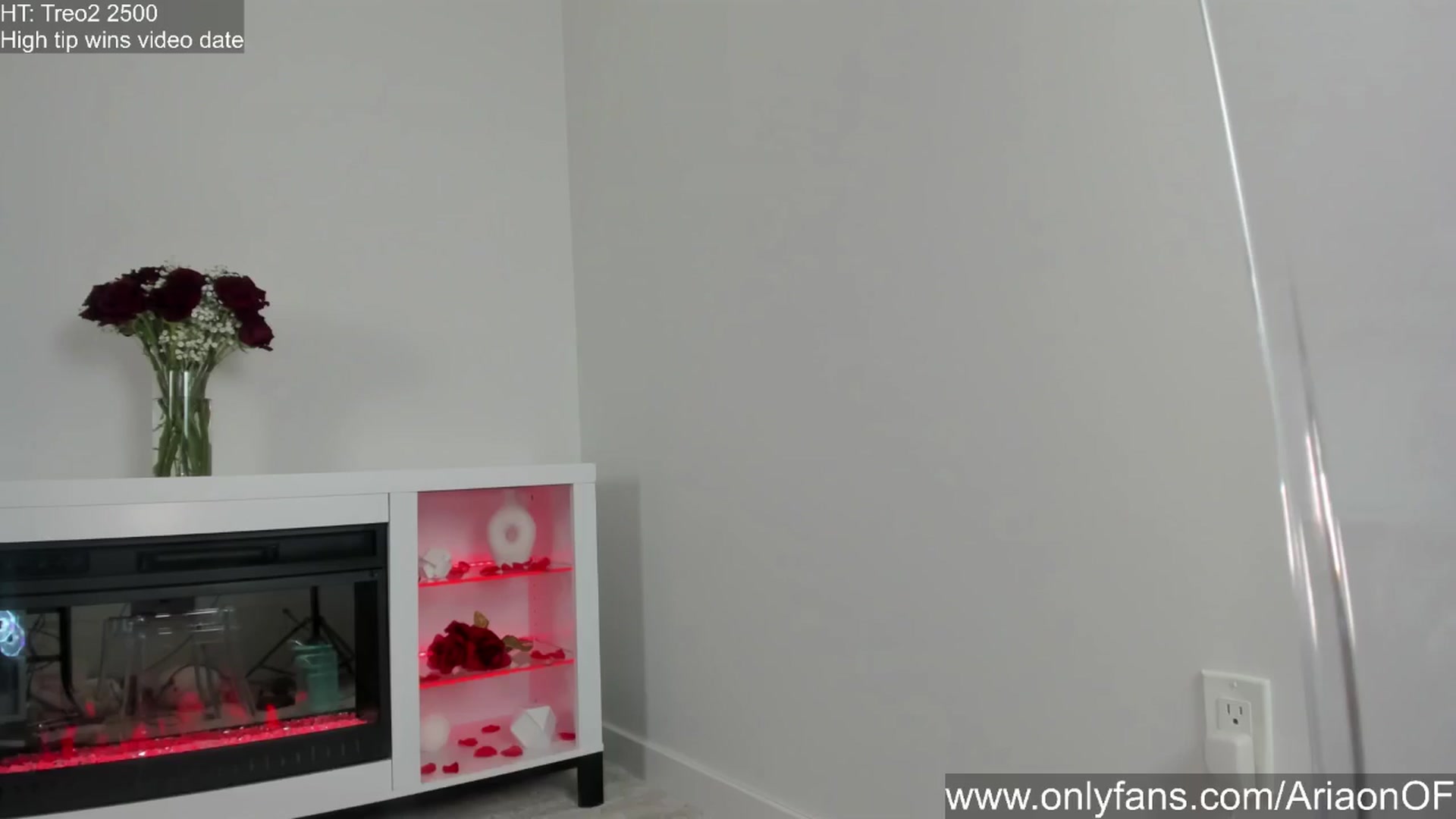 Gallery image thumbnail from ARIAllure's myfreecams stream on, 02/15/2025, 04:33 image 18 of 20