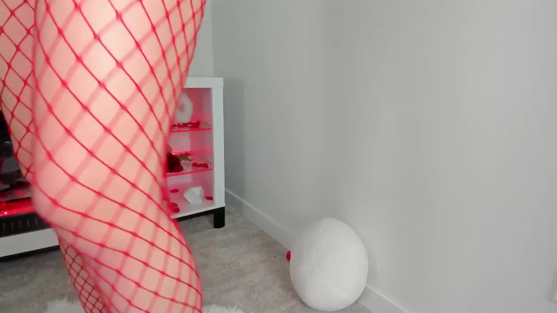 Gallery image thumbnail from ARIAllure's myfreecams stream on, 02/15/2025, 05:30 image 19 of 20