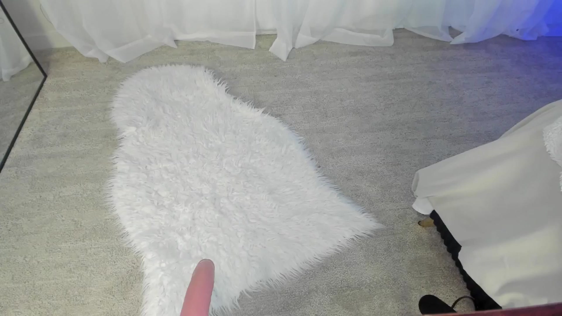 Gallery image thumbnail from ARIAllure's myfreecams stream on, 03/09/2025, 03:36 image 18 of 20