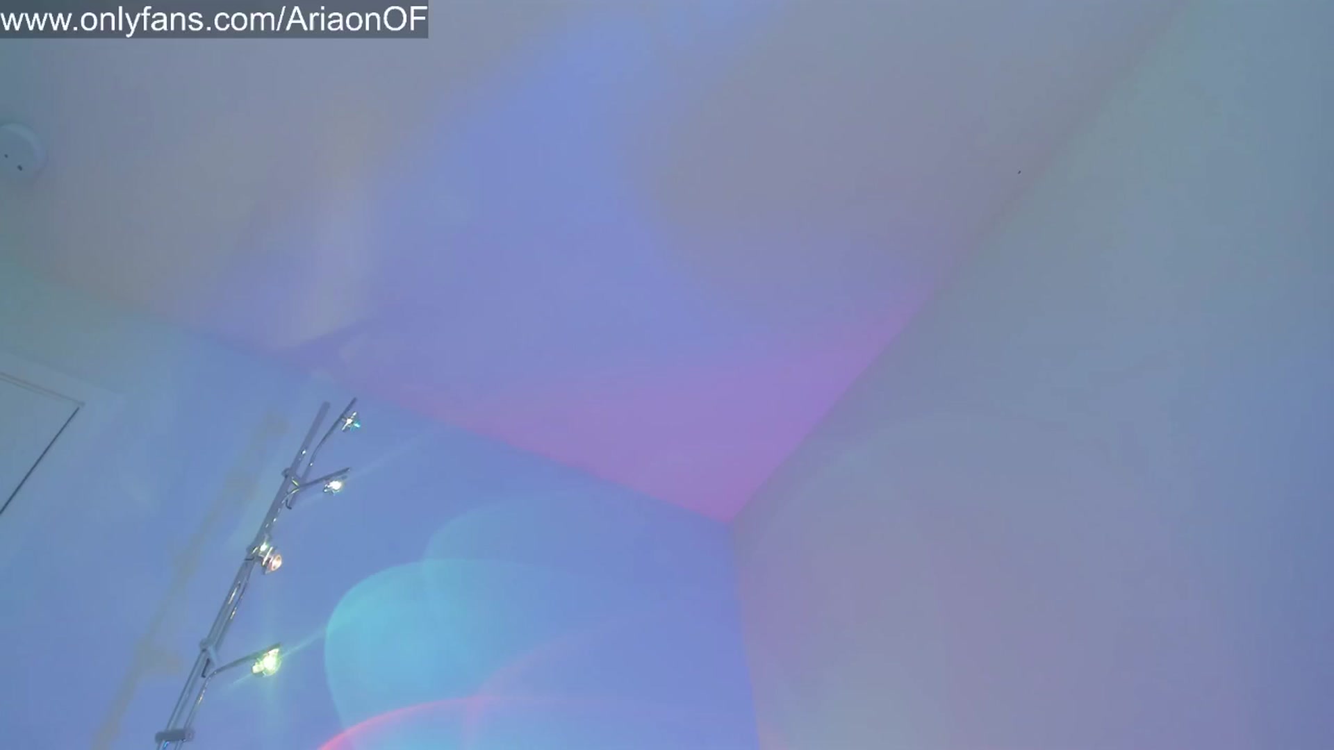 Gallery image thumbnail from ARIAllure's myfreecams stream on, 04/20/2025, 02:05 image 9 of 20