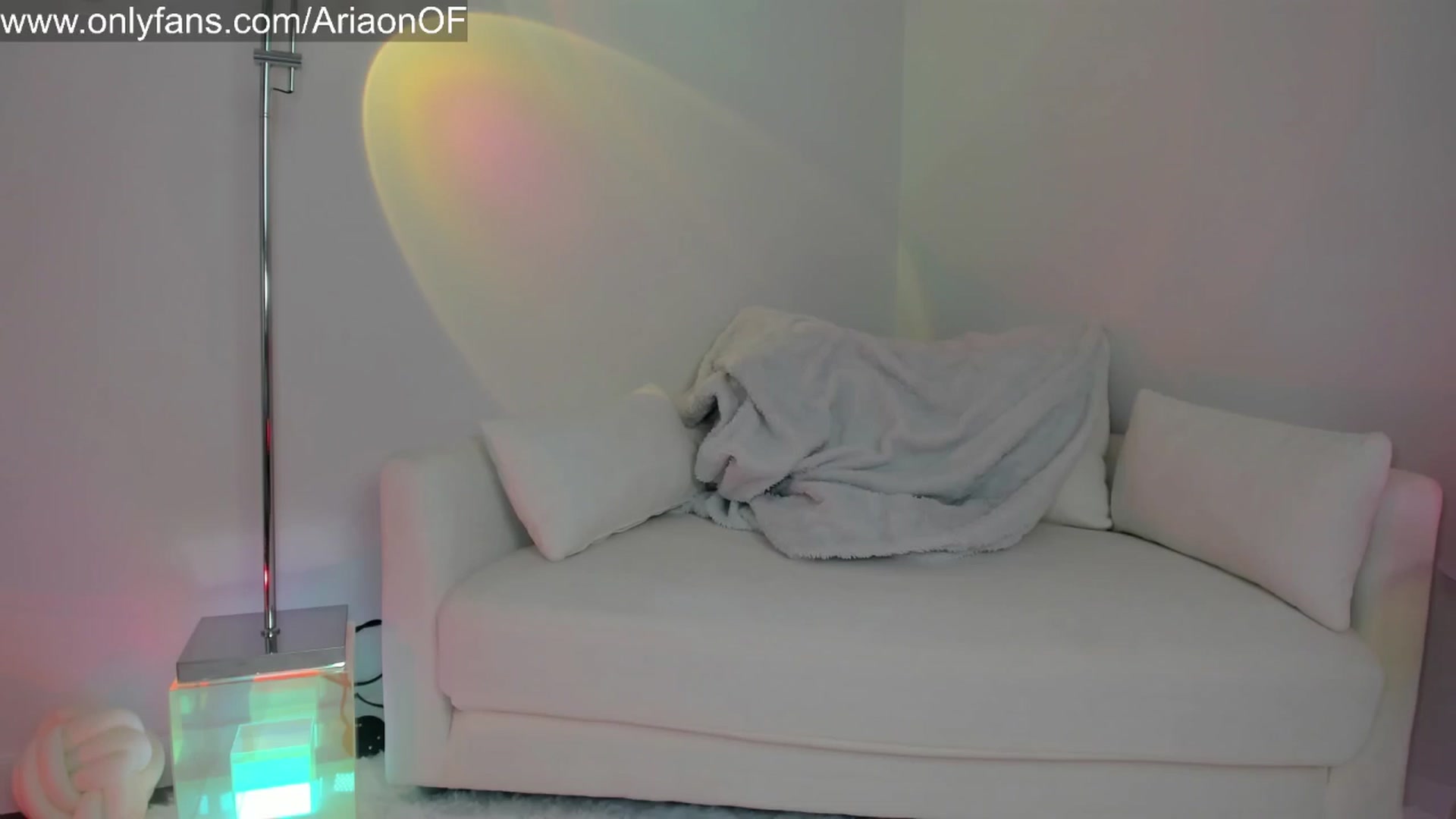 Gallery image thumbnail from ARIAllure's myfreecams stream on, 05/08/2025, 02:55 image 5 of 20