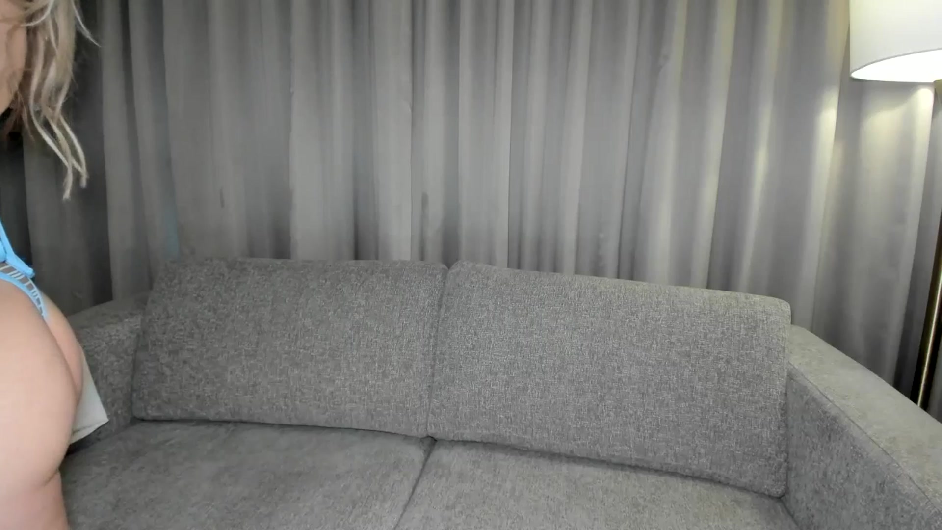 Gallery image thumbnail from ARIAllure's myfreecams stream on, 05/22/2025, 24:14 image 16 of 20