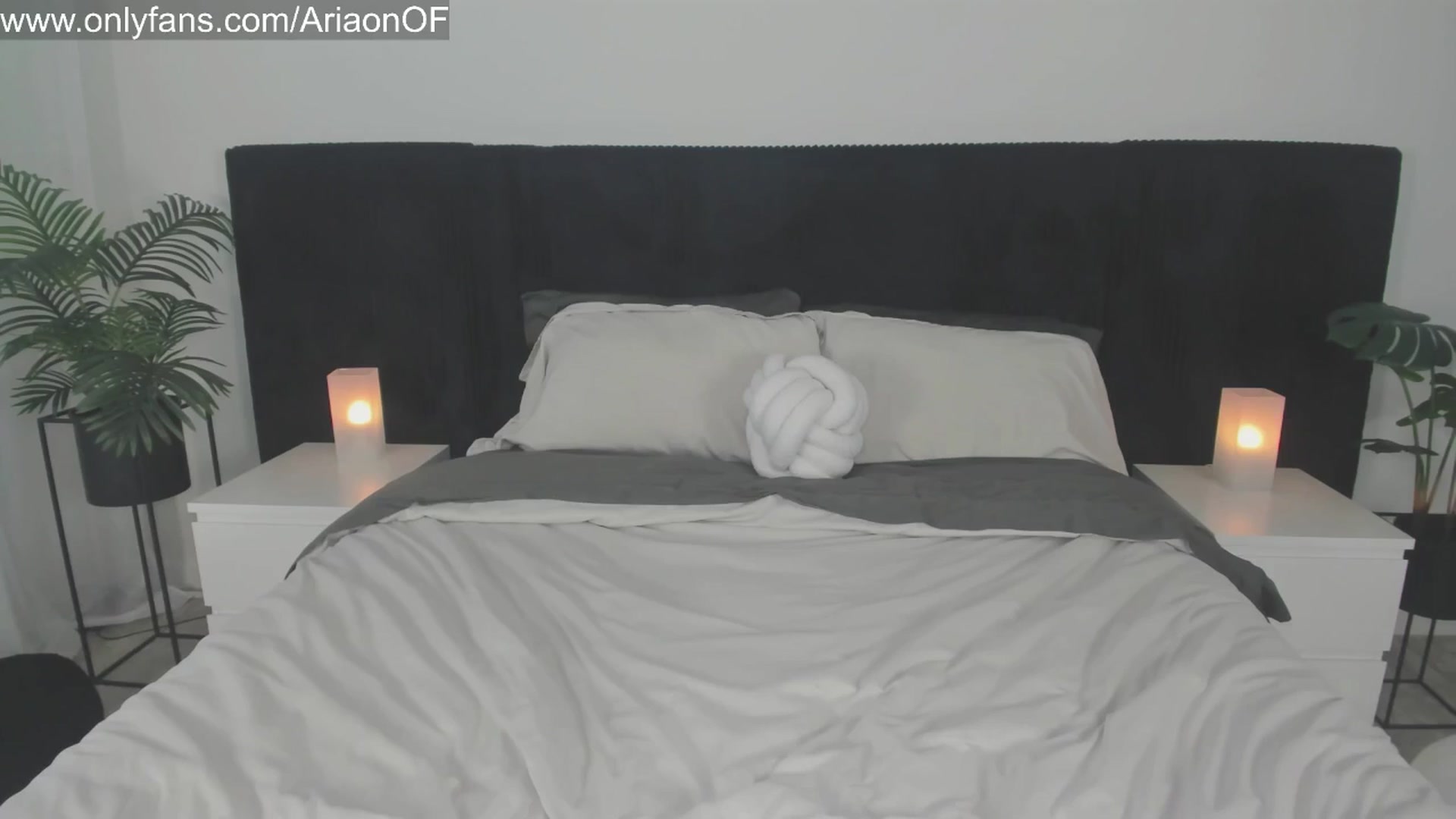 Gallery image thumbnail from ARIAllure's myfreecams stream on, 07/13/2025, 01:28 image 19 of 20