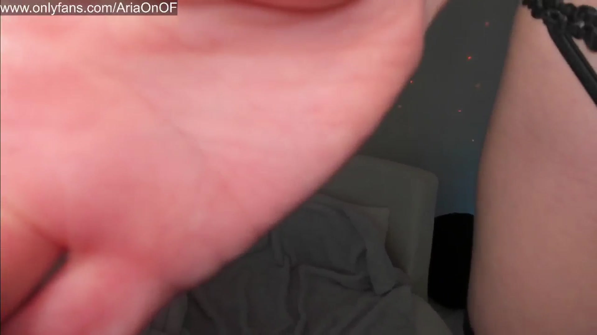 Gallery image thumbnail from ARIAllure's myfreecams stream on, 08/11/2025, 24:37 image 6 of 20