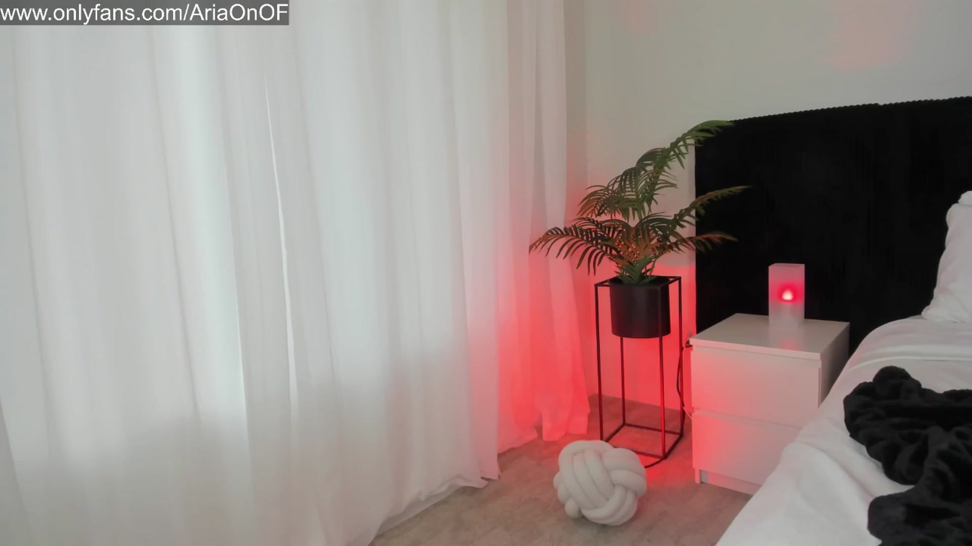 Gallery image thumbnail from ARIAllure's myfreecams stream on, 09/07/2025, 01:20 image 14 of 20