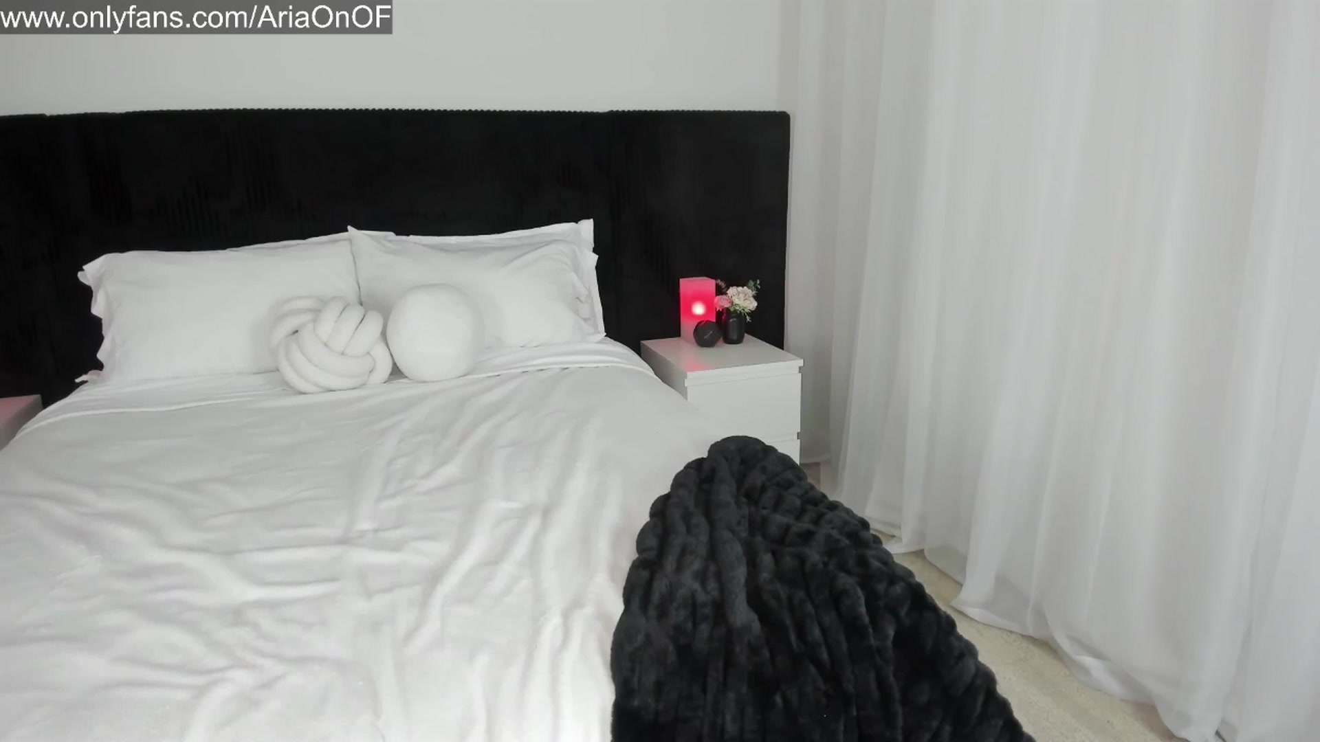 Gallery image thumbnail from ARIAllure's myfreecams stream on, 11/02/2025, 24:50 image 20 of 20