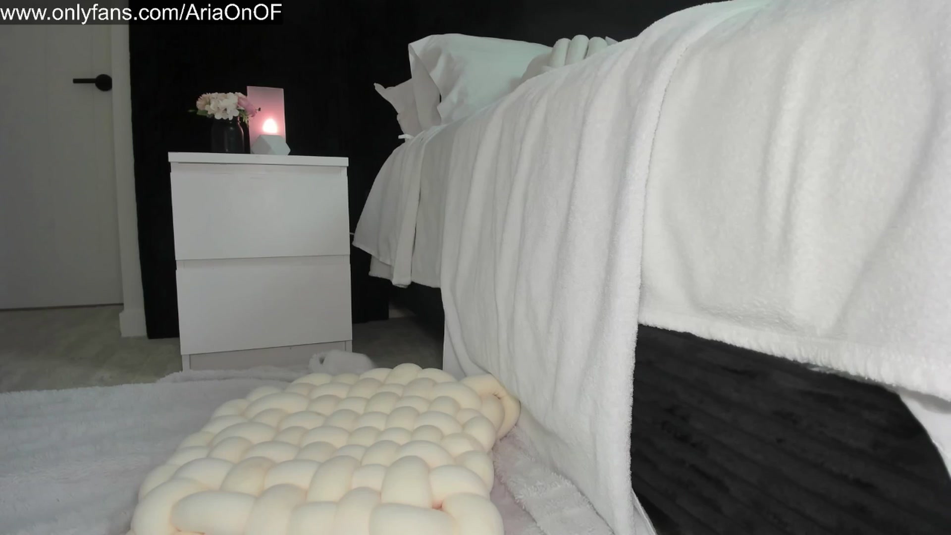 Gallery image thumbnail from ARIAllure's myfreecams stream on, 11/03/2025, 03:38 image 20 of 20