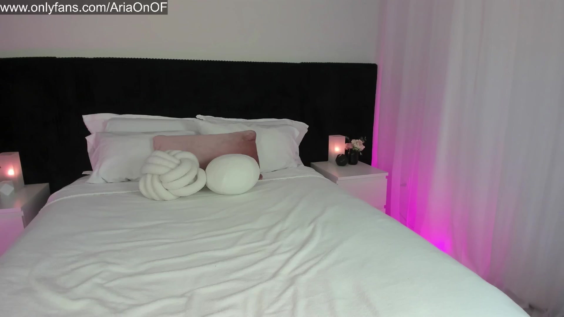 Gallery image thumbnail from ARIAllure's myfreecams stream on, 11/07/2025, 02:19 image 18 of 20