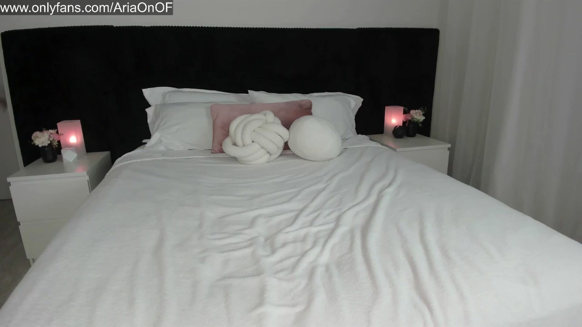 Gallery image thumbnail from ARIAllure's myfreecams stream on, 11/10/2025, 03:33 image 11 of 20