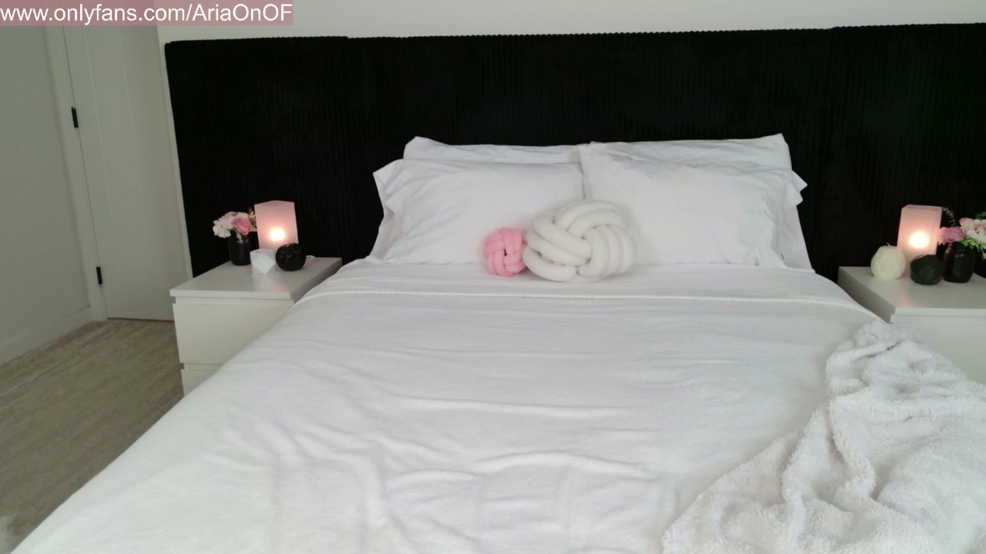 Gallery image thumbnail from ARIAllure's myfreecams stream on, 01/14/2026, 01:53 image 14 of 20