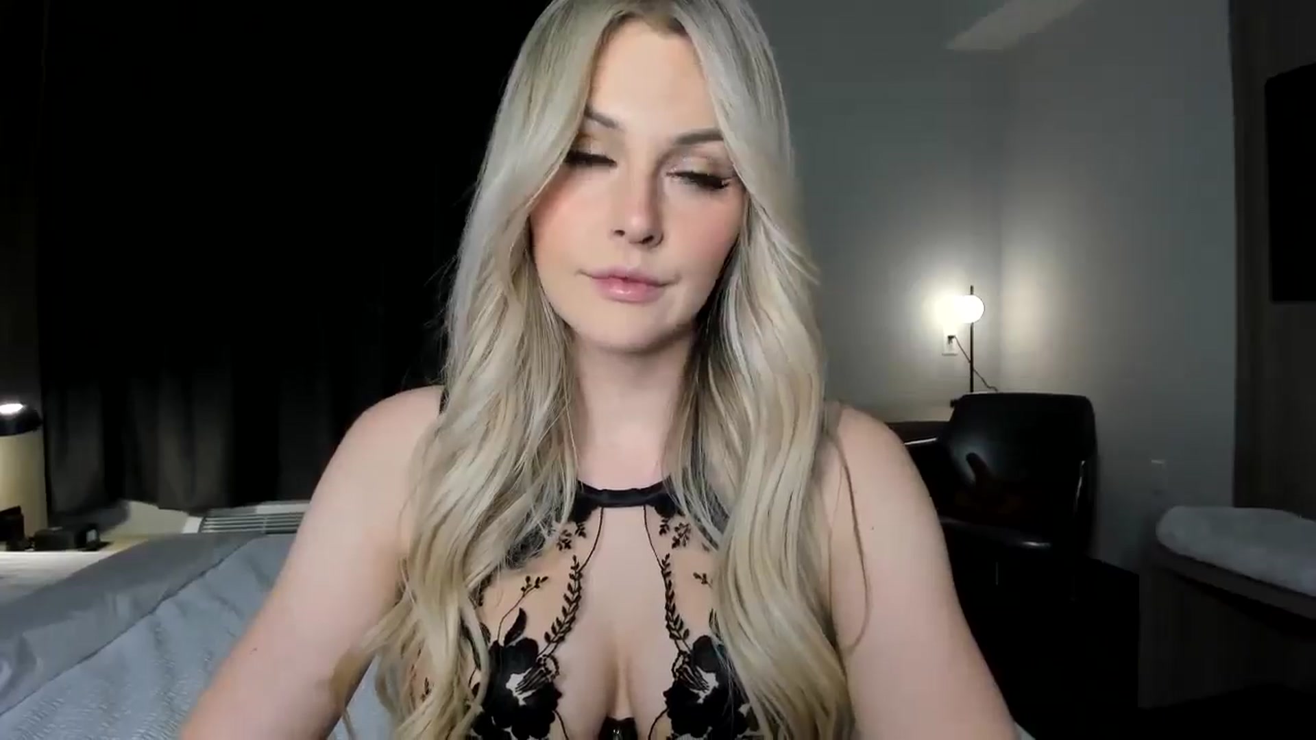 Gallery image thumbnail from ARIAllure's myfreecams stream on, 01/28/2026, 04:13 image 14 of 20