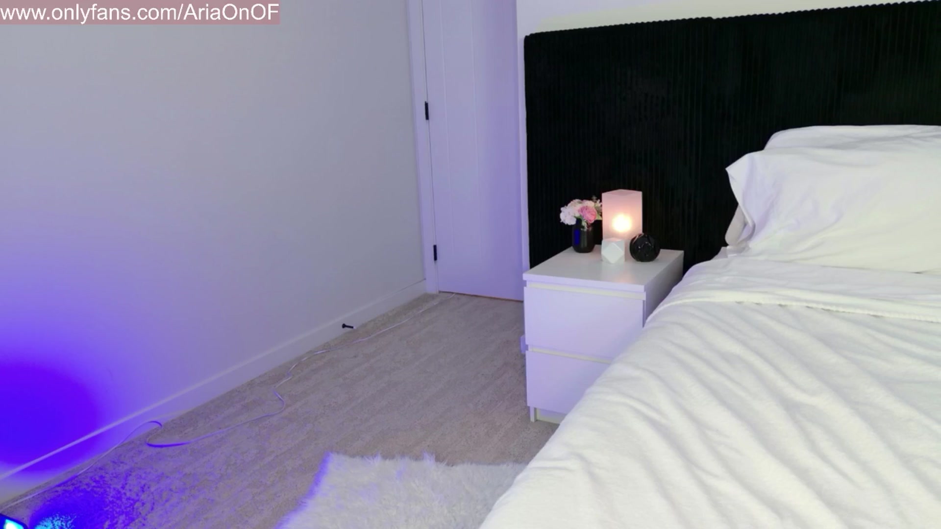 Gallery image thumbnail from ARIAllure's myfreecams stream on, 02/01/2026, 03:30 image 5 of 20