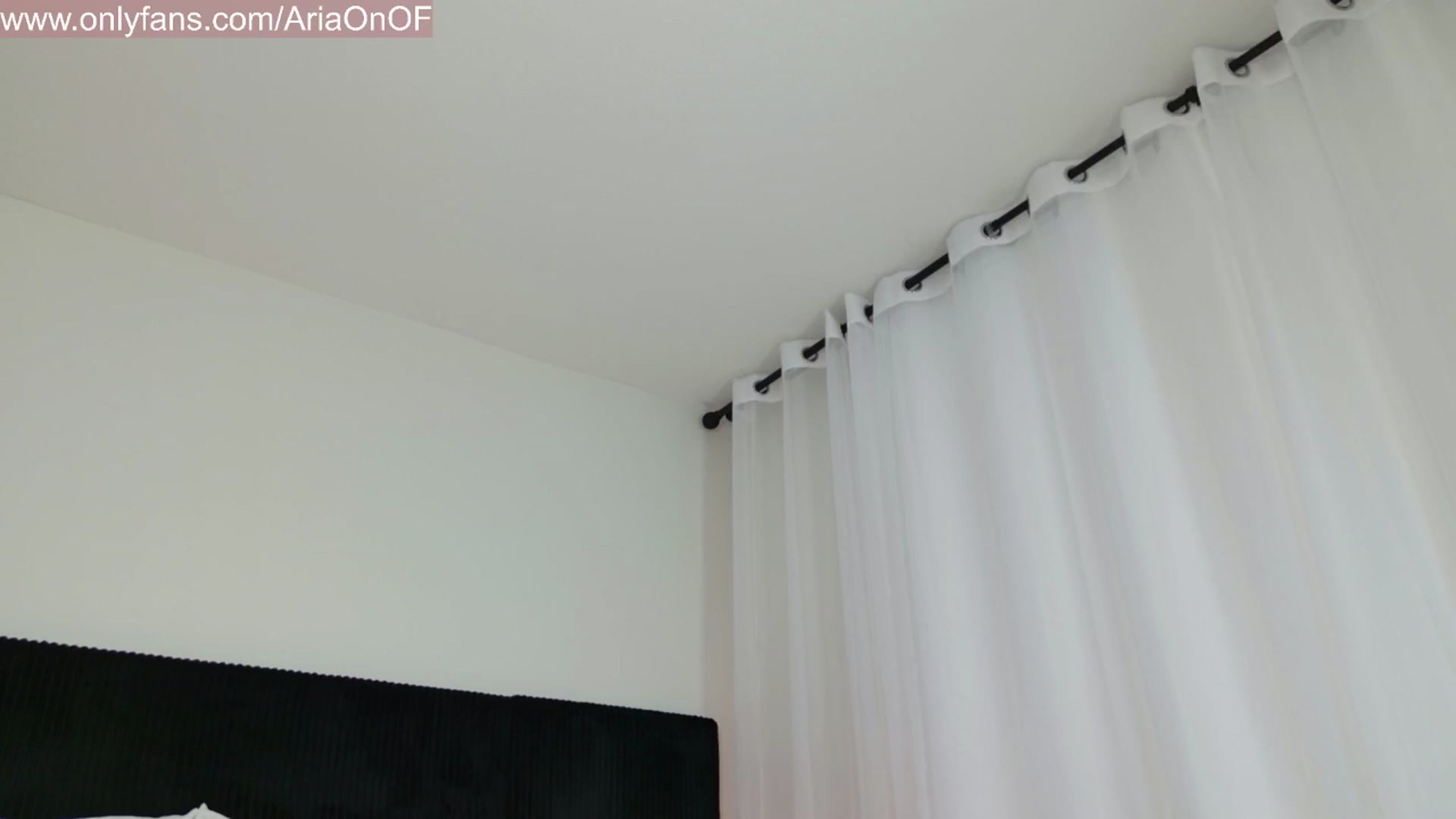 Gallery image thumbnail from ARIAllure's myfreecams stream on, 02/04/2026, 04:27 image 13 of 20