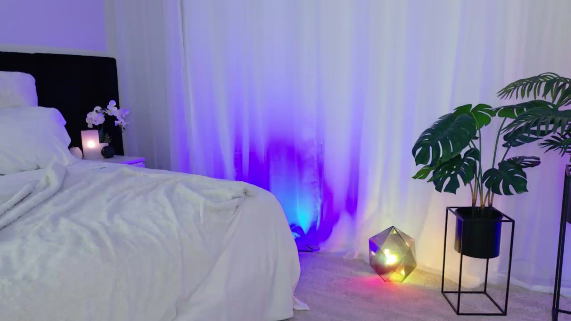 Gallery image thumbnail from ARIAllure's myfreecams stream on, 06/06/2026, 01:36 image 19 of 20