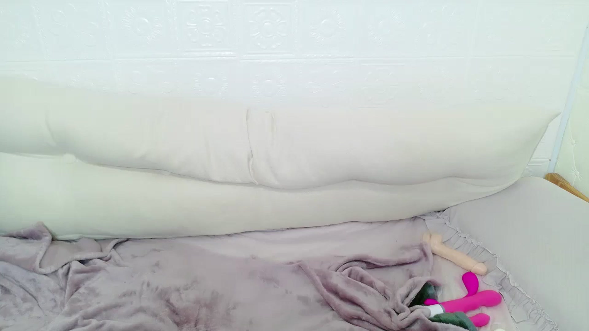 Gallery image thumbnail from ARISA_TANAKA's myfreecams stream on, 12/12/2024, 10:36 image 14 of 20
