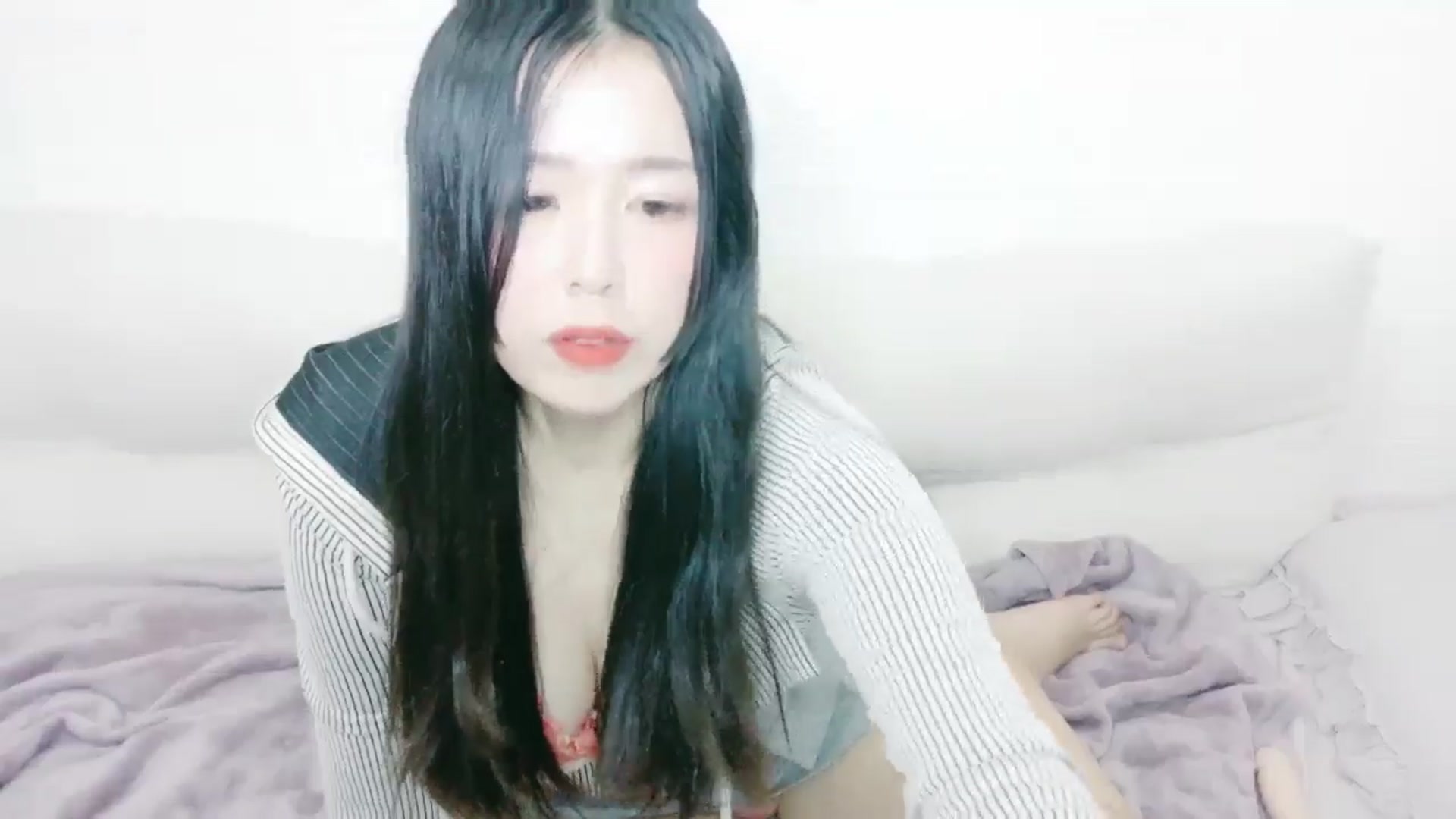 Gallery image thumbnail from ARISA_TANAKA's myfreecams stream on, 12/21/2024, 13:22 image 15 of 20