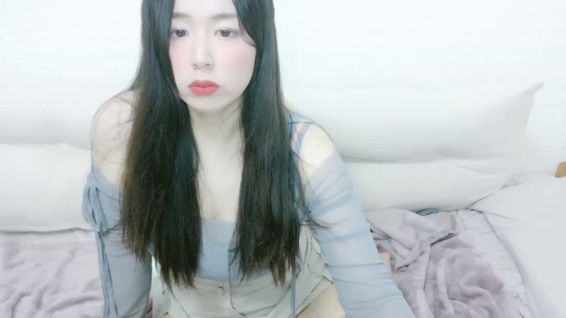 Gallery image thumbnail from ARISA_TANAKA's myfreecams stream on, 01/01/2025, 16:19 image 16 of 20