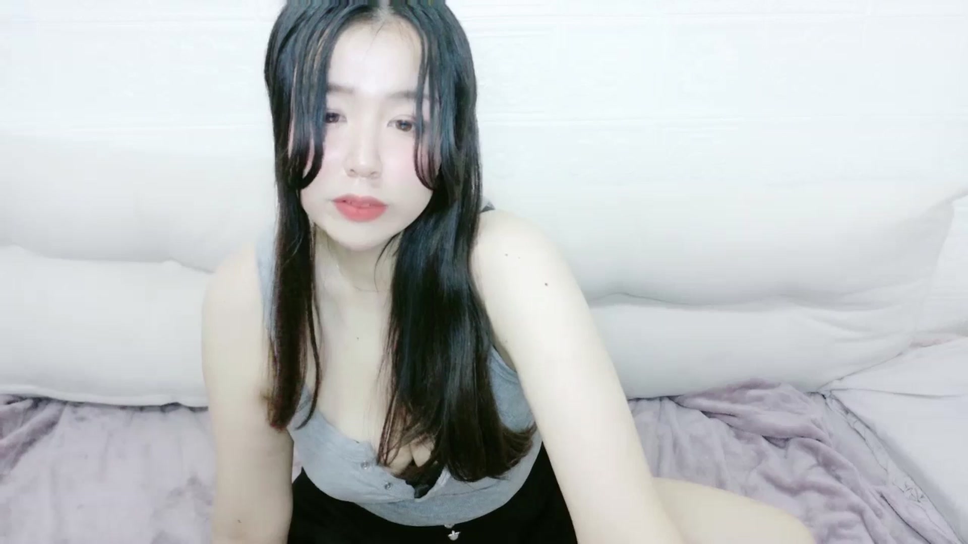 Gallery image thumbnail from ARISA_TANAKA's myfreecams stream on, 01/07/2025, 13:40 image 18 of 20