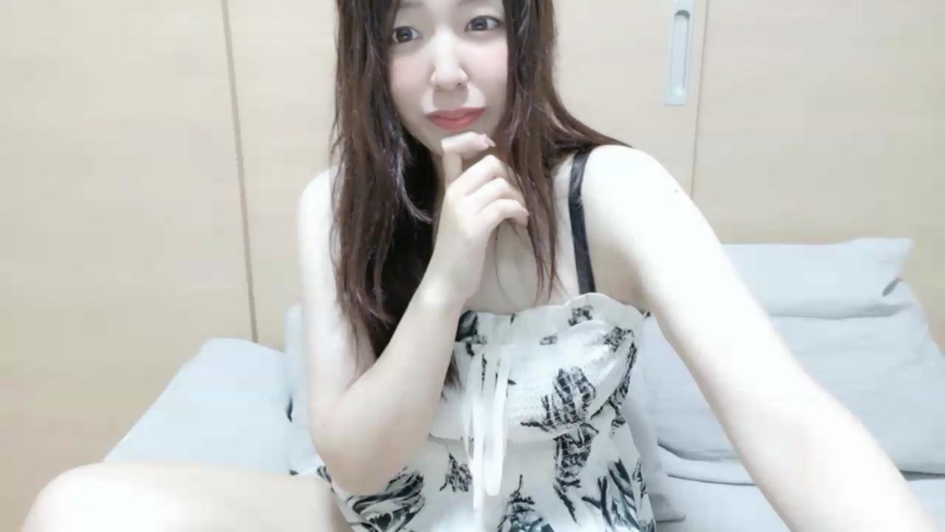 Gallery image thumbnail from ARISA_TANAKA's myfreecams stream on, 08/04/2026, 12:14 image 3 of 20