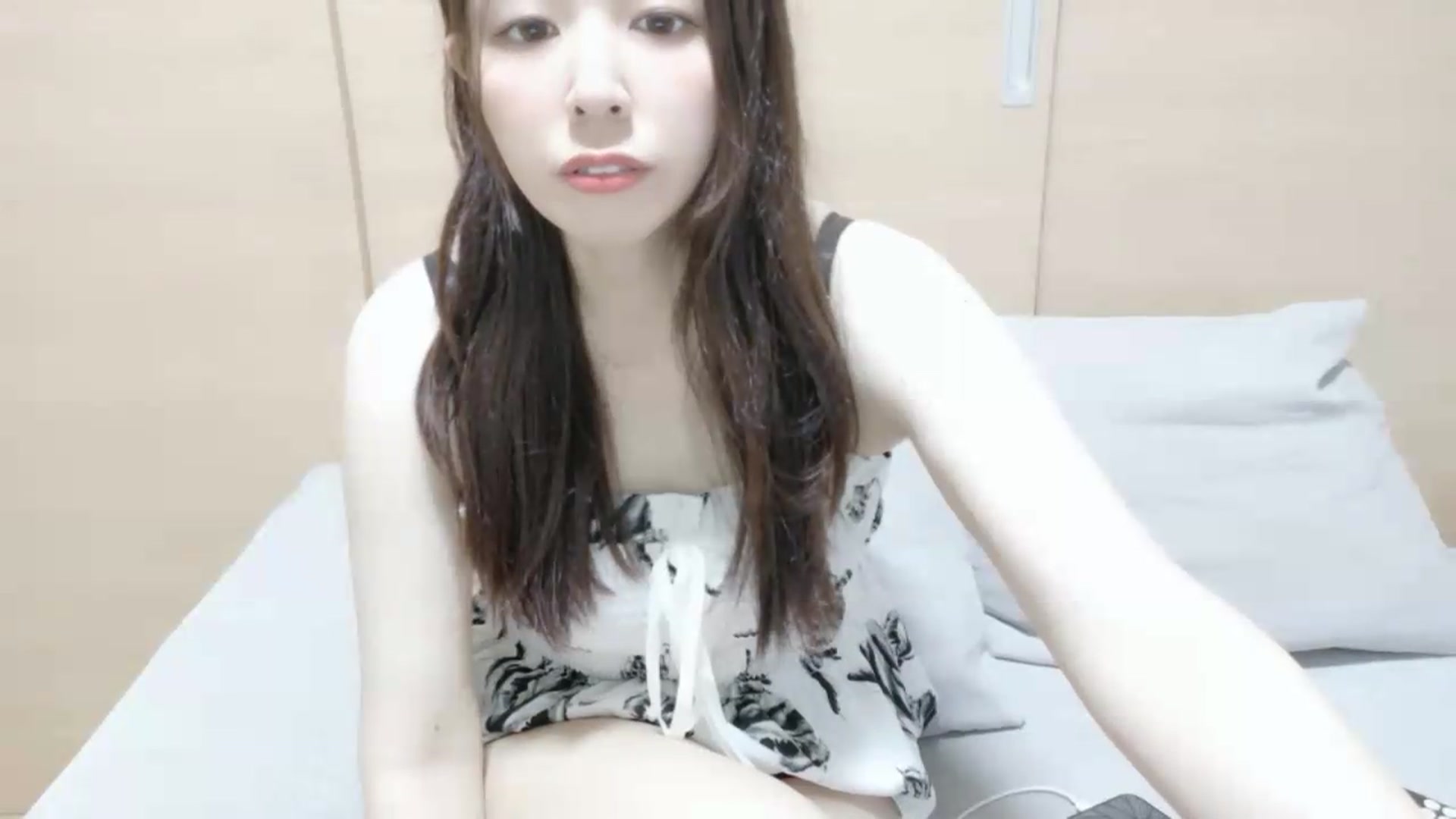 Gallery image thumbnail from ARISA_TANAKA's myfreecams stream on, 08/04/2026, 12:14 image 19 of 20