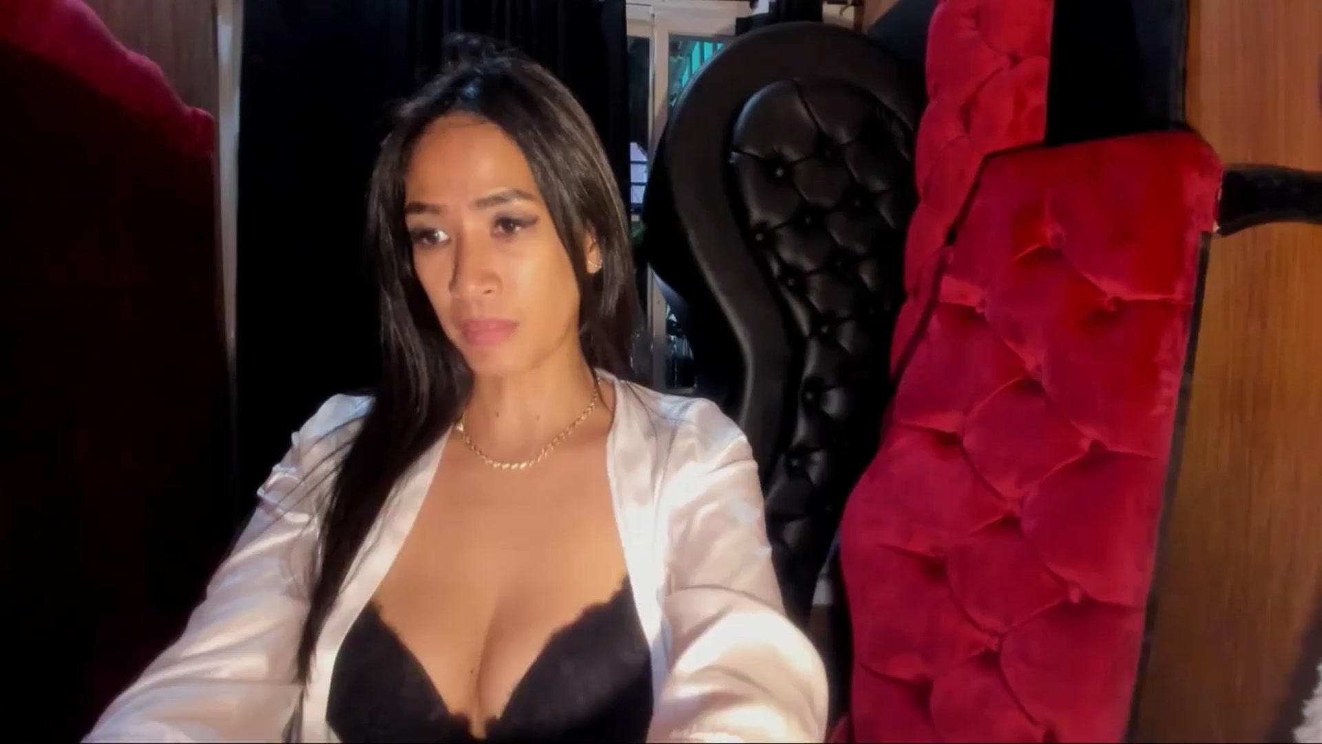 Gallery image thumbnail from ARealGoddessX's myfreecams stream on, 02/10/2025, 09:40 image 10 of 20
