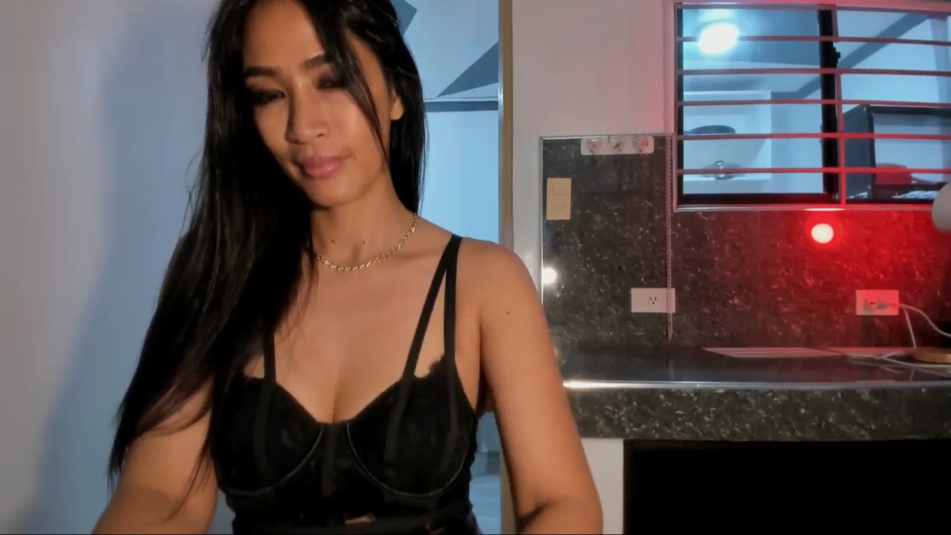 Gallery image thumbnail from ARealGoddessX's myfreecams stream on, 03/04/2025, 06:19 image 17 of 20