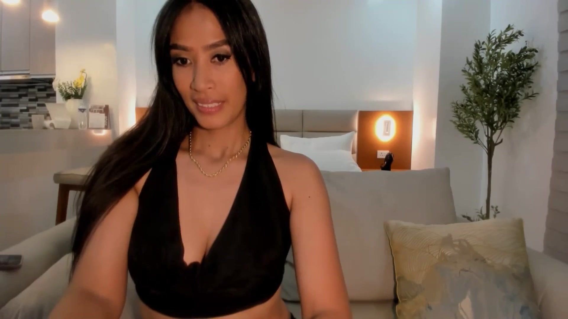 Gallery image thumbnail from ARealGoddessX's myfreecams stream on, 03/16/2025, 13:19 image 4 of 20