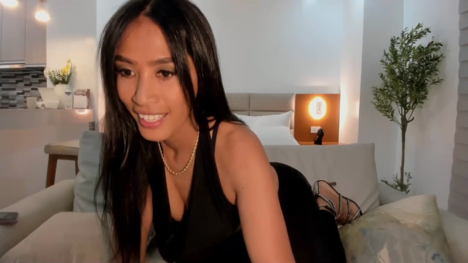 Gallery image thumbnail from ARealGoddessX's myfreecams stream on, 03/16/2025, 13:19 image 5 of 20