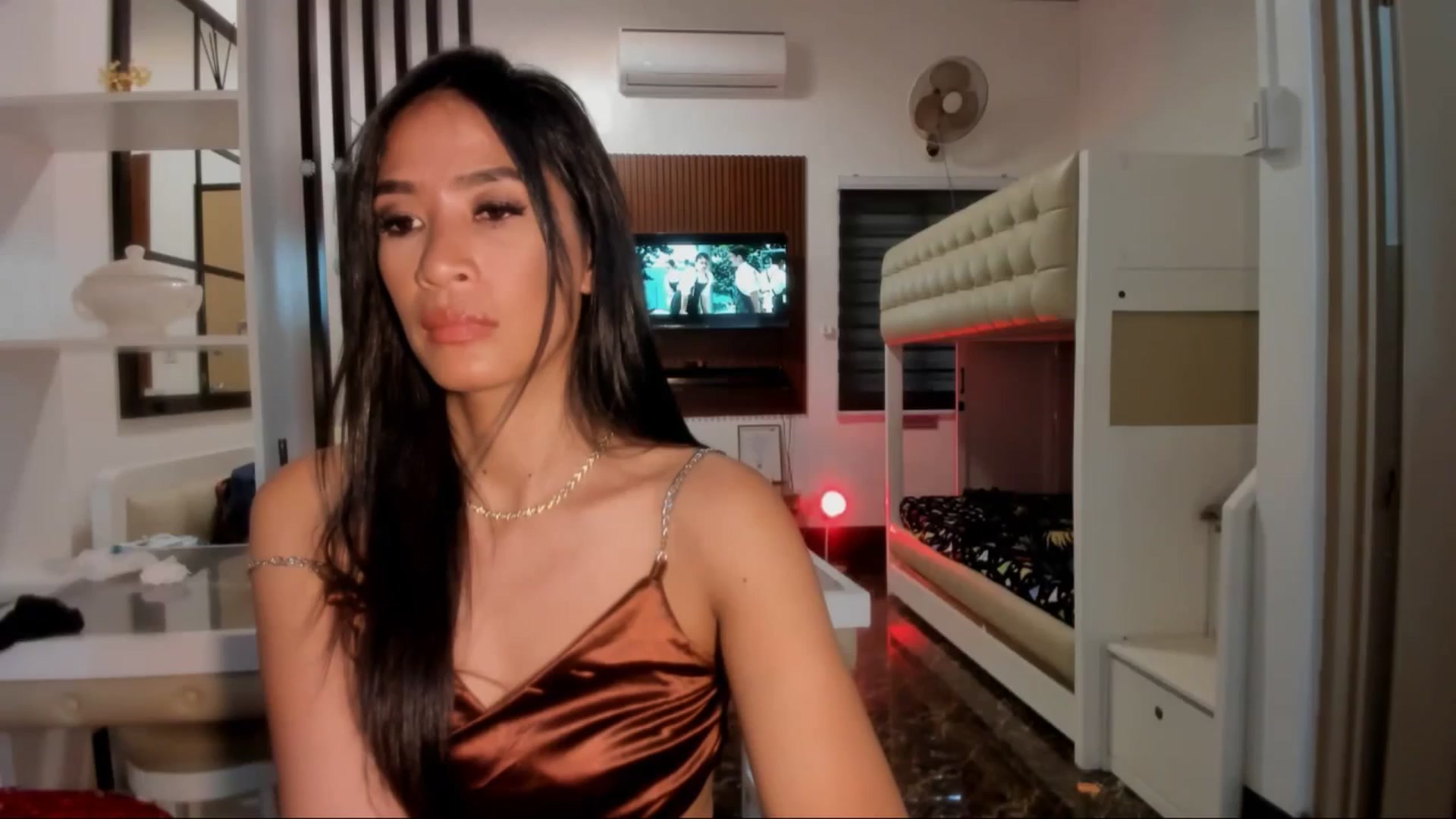 Gallery image thumbnail from ARealGoddessX's myfreecams stream on, 03/18/2025, 08:31 image 15 of 20