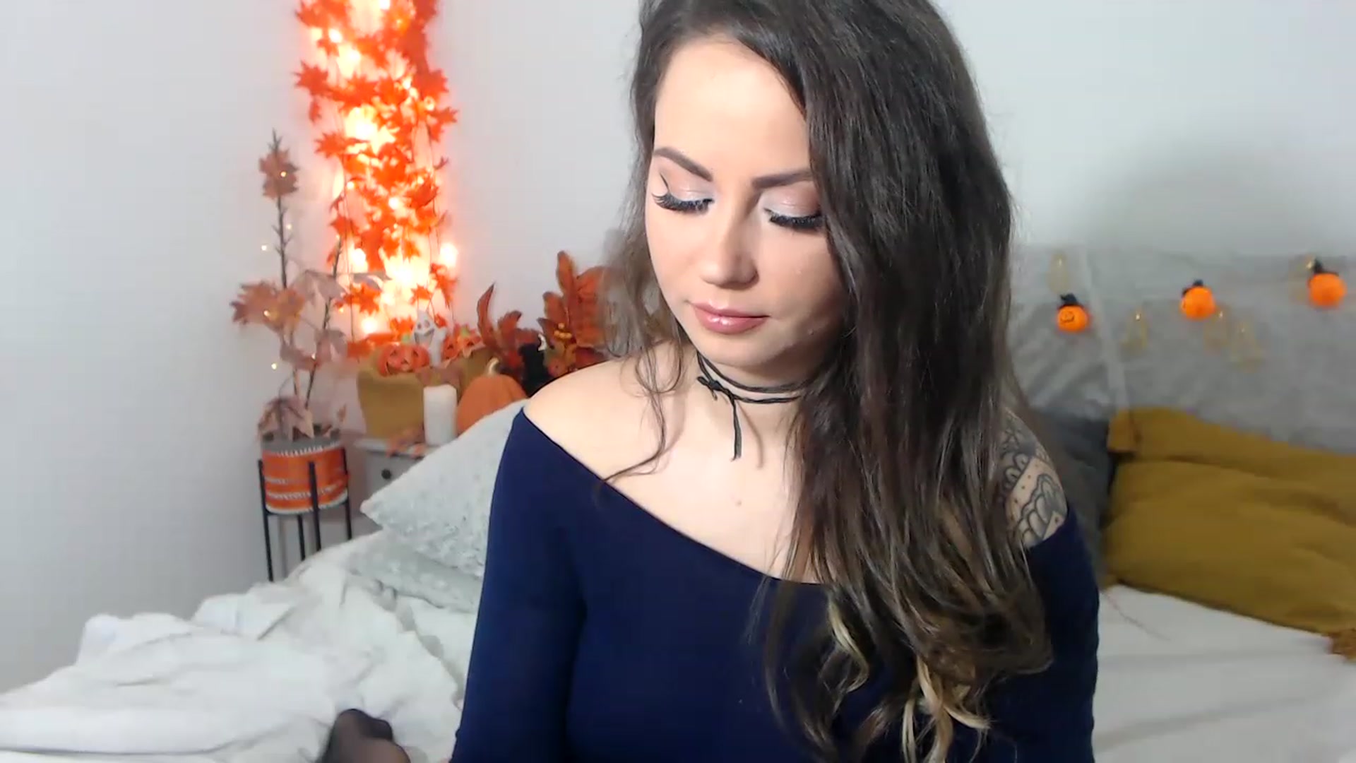 Gallery image thumbnail from ASweetJessie's myfreecams stream on, 11/15/2022, 16:30 image 12 of 20