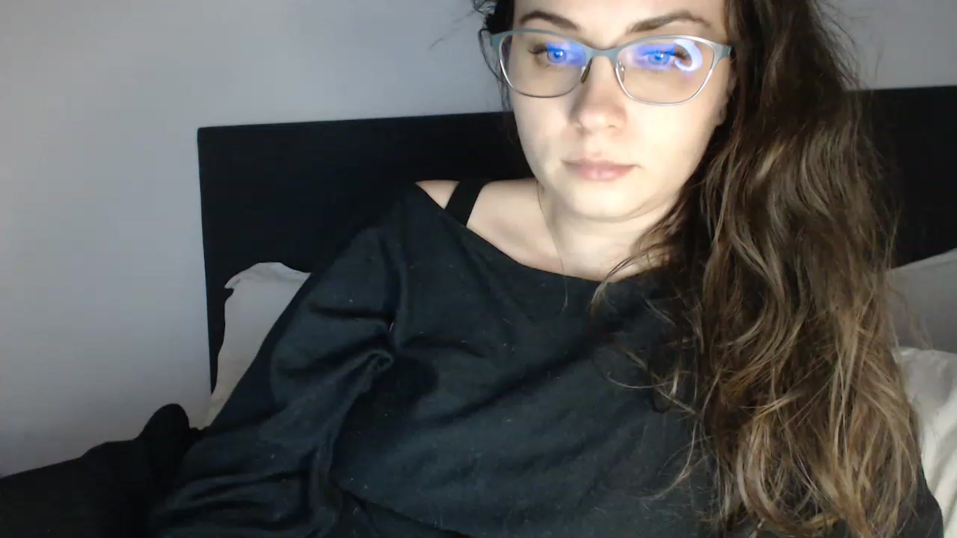 Gallery image thumbnail from ASweetJessie's myfreecams stream on, 11/22/2022, 16:21 image 12 of 20