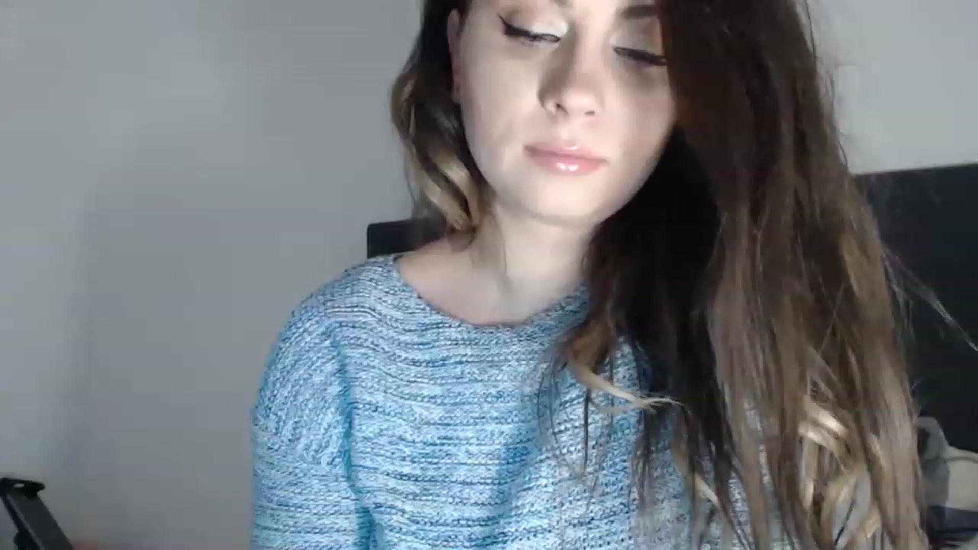 Gallery image thumbnail from ASweetJessie's myfreecams stream on, 12/09/2022, 18:08 image 11 of 20