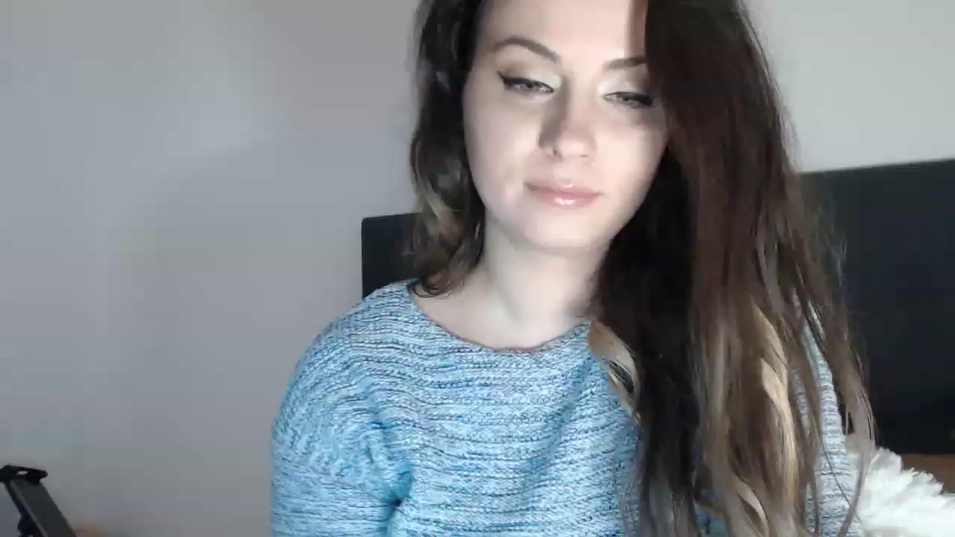 Gallery image thumbnail from ASweetJessie's myfreecams stream on, 12/09/2022, 18:08 image 17 of 20