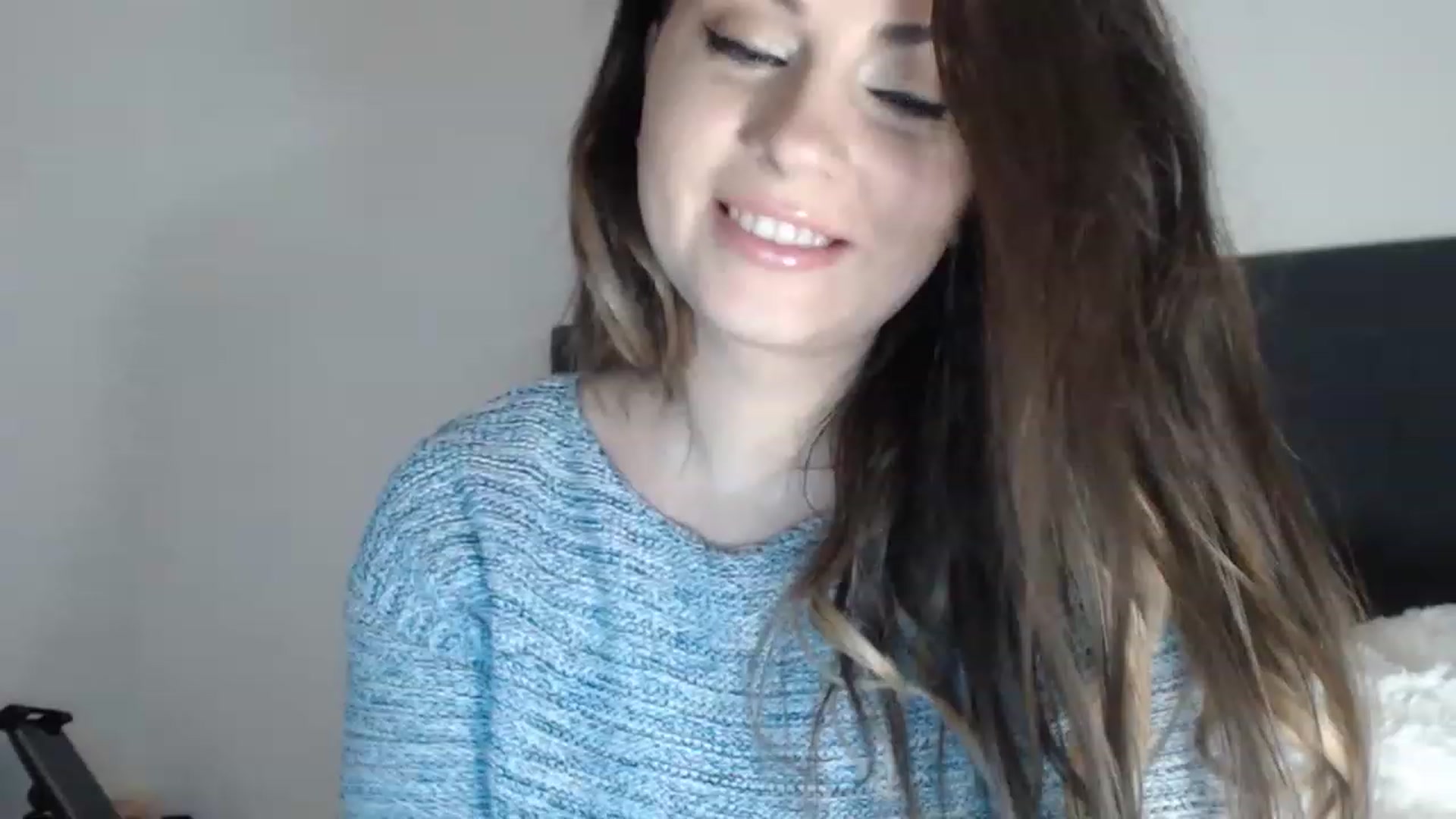 Gallery image thumbnail from ASweetJessie's myfreecams stream on, 12/09/2022, 18:08 image 13 of 20